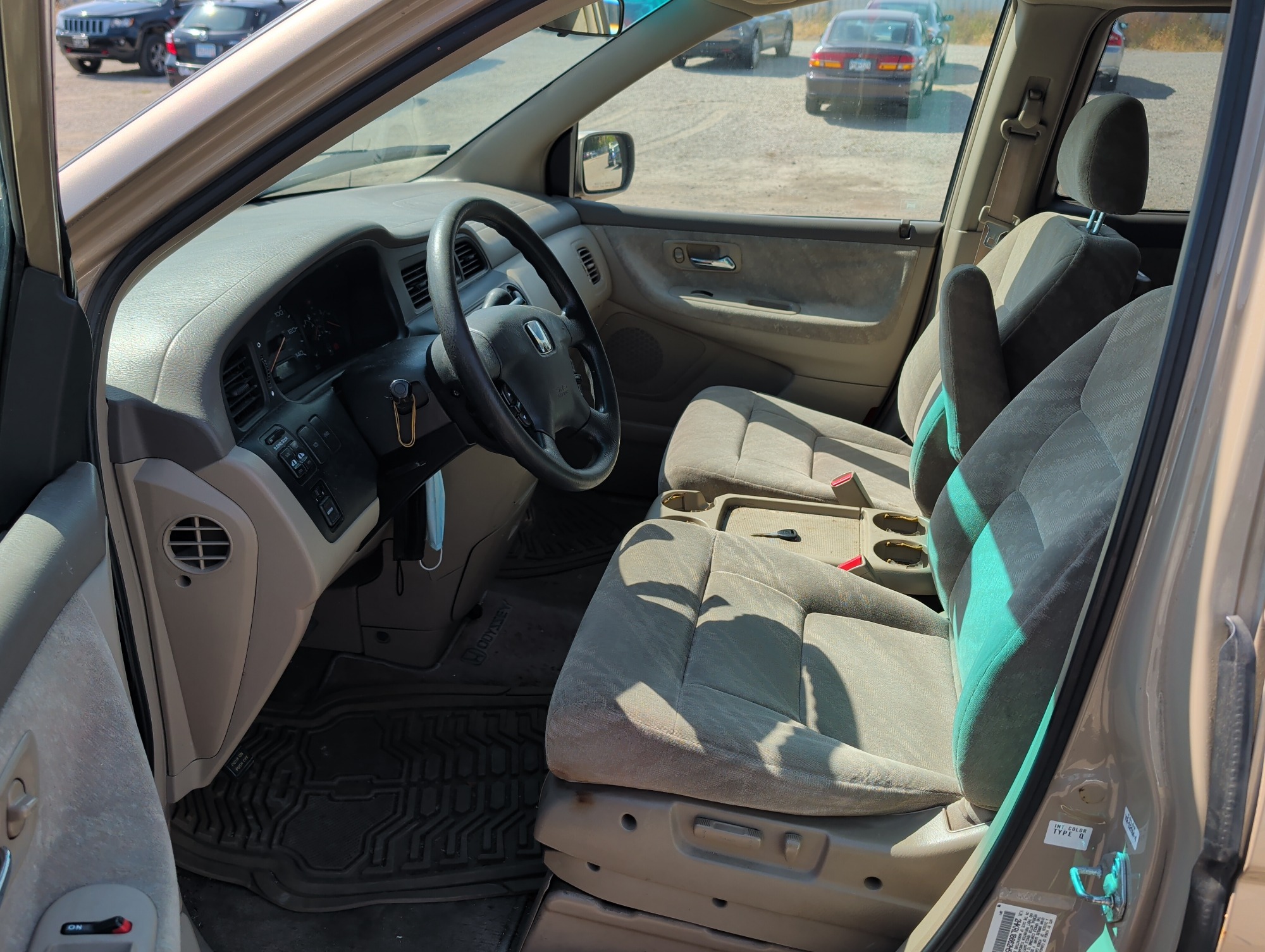 2002 honda odyssey with 292920 miles for sale near elk-river, minnesota 106501_22_driver_seat.jpg