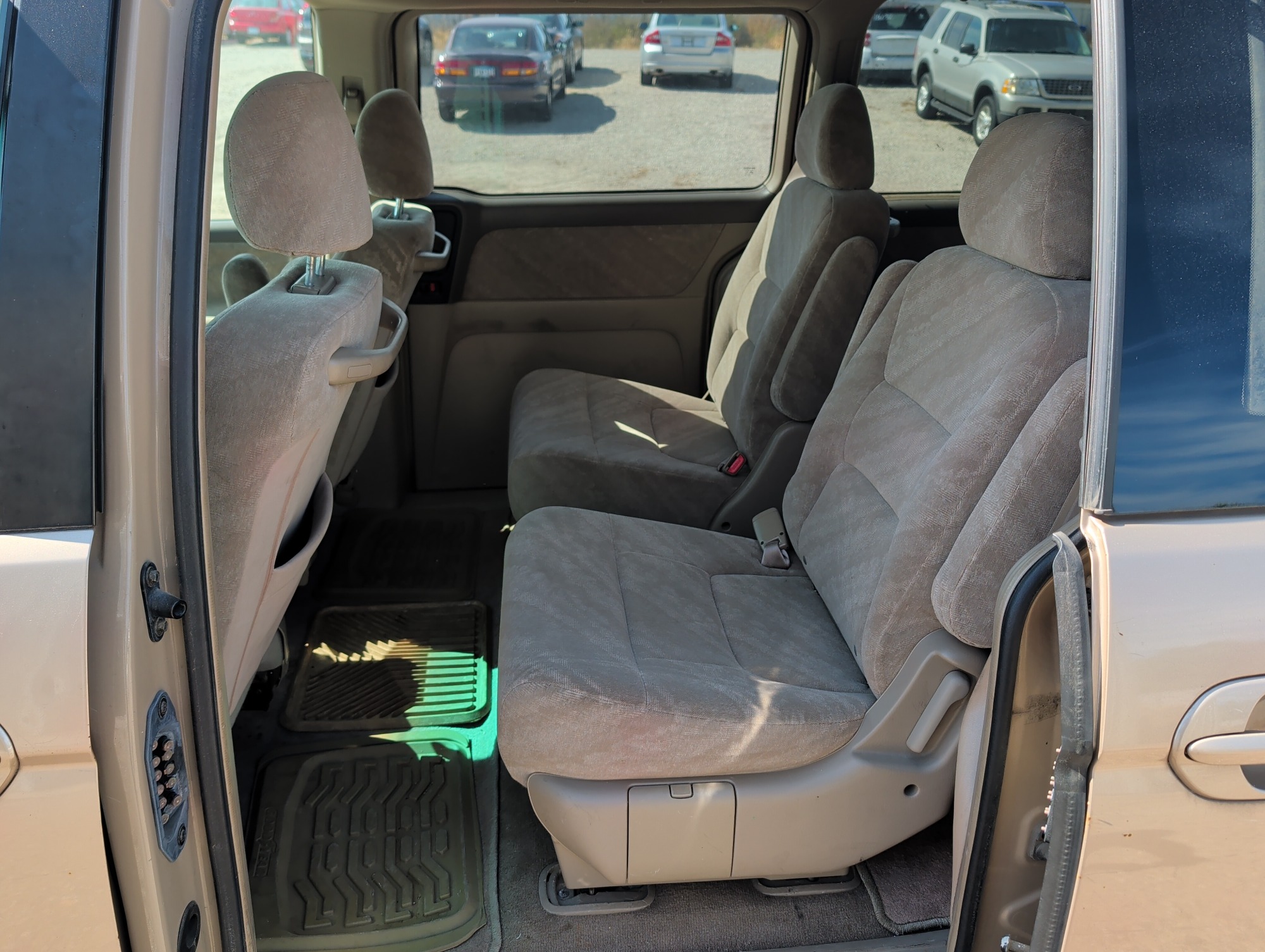 2002 honda odyssey with 292920 miles for sale near elk-river, minnesota 106501_24_drv_rear_seat.jpg