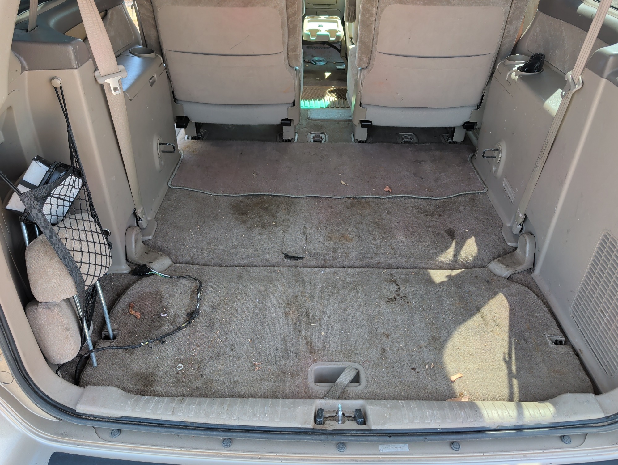2002 honda odyssey with 292920 miles for sale near elk-river, minnesota 106501_26_trunk.jpg
