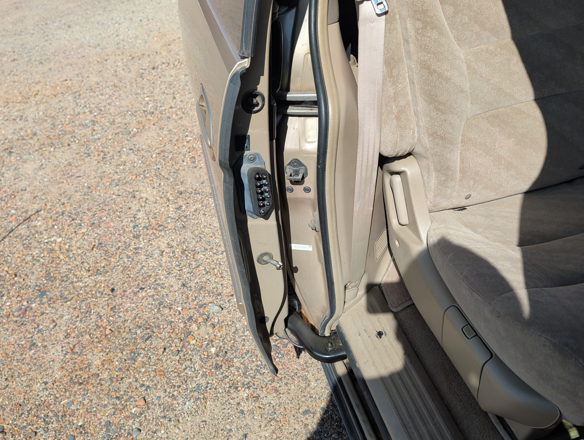 2002 honda odyssey with 292920 miles for sale near elk-river, minnesota 106501_30_pass_rear_door_panel.jpg