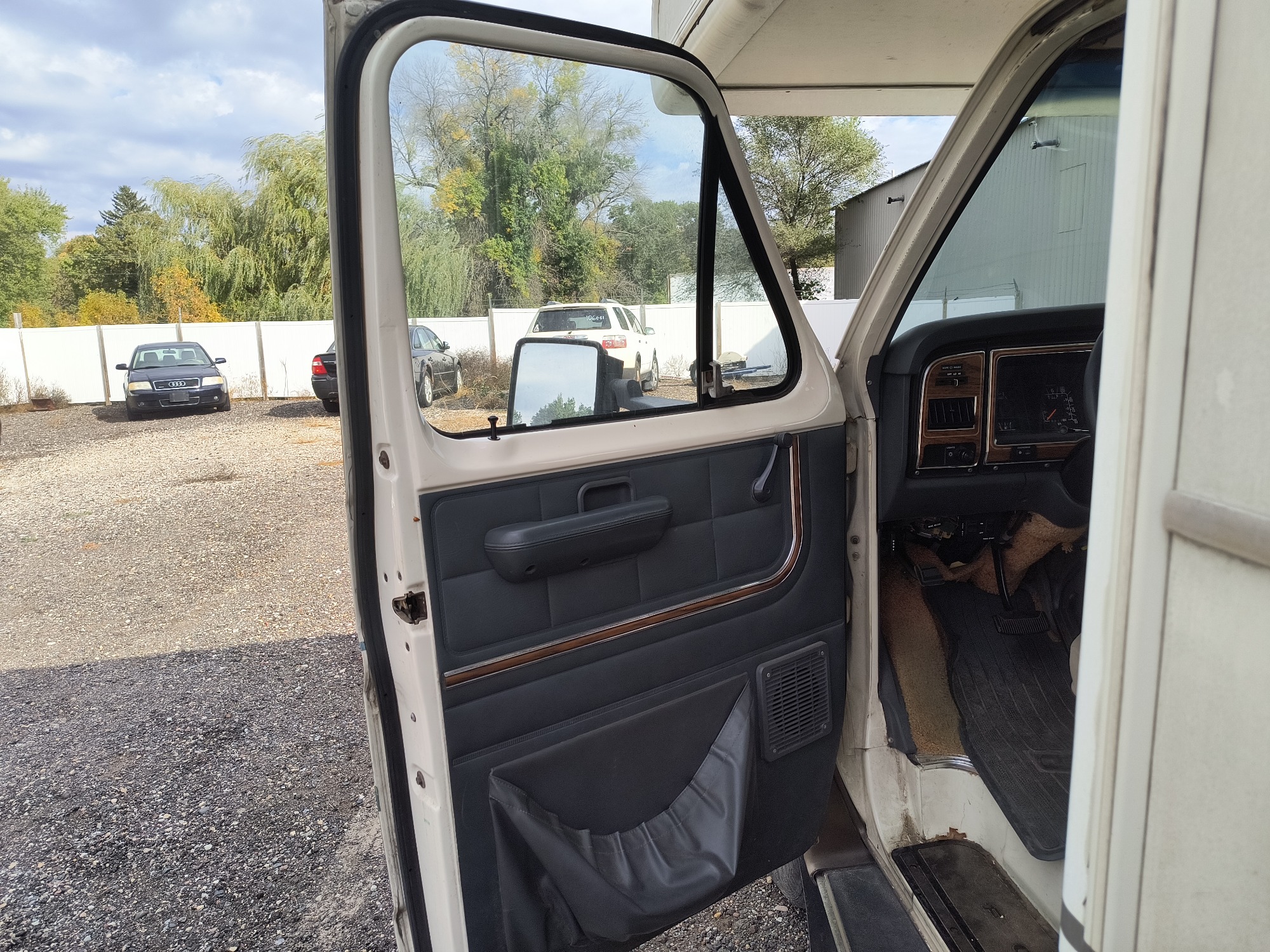 1990 ford econoline e350 with 12 miles for sale near Elk River, Minnesota 106502_23_driver_door_panel.jpg
