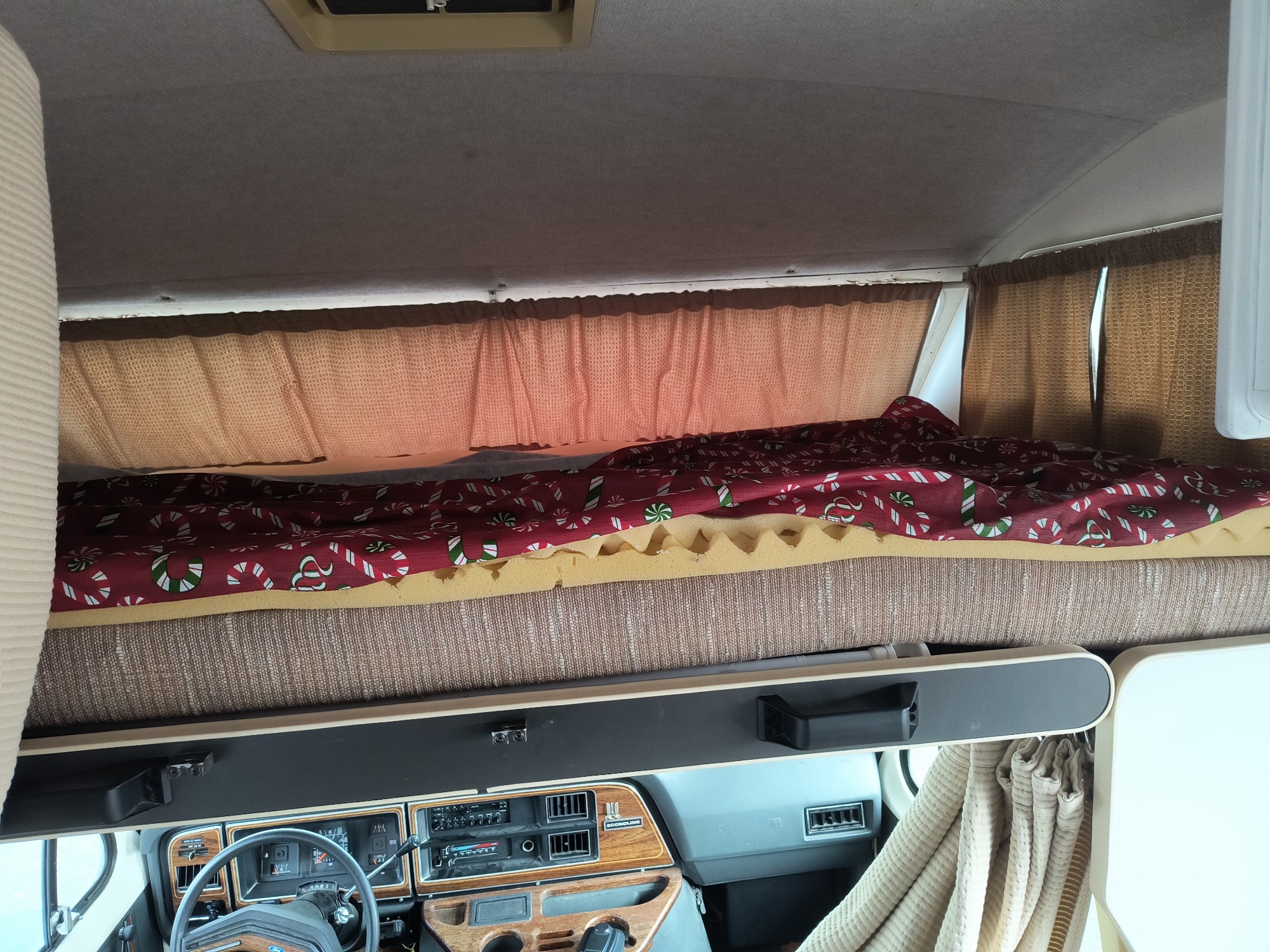 1990 ford econoline e350 with 12 miles for sale near Elk River, Minnesota 106502_29_third_row_seat.jpg