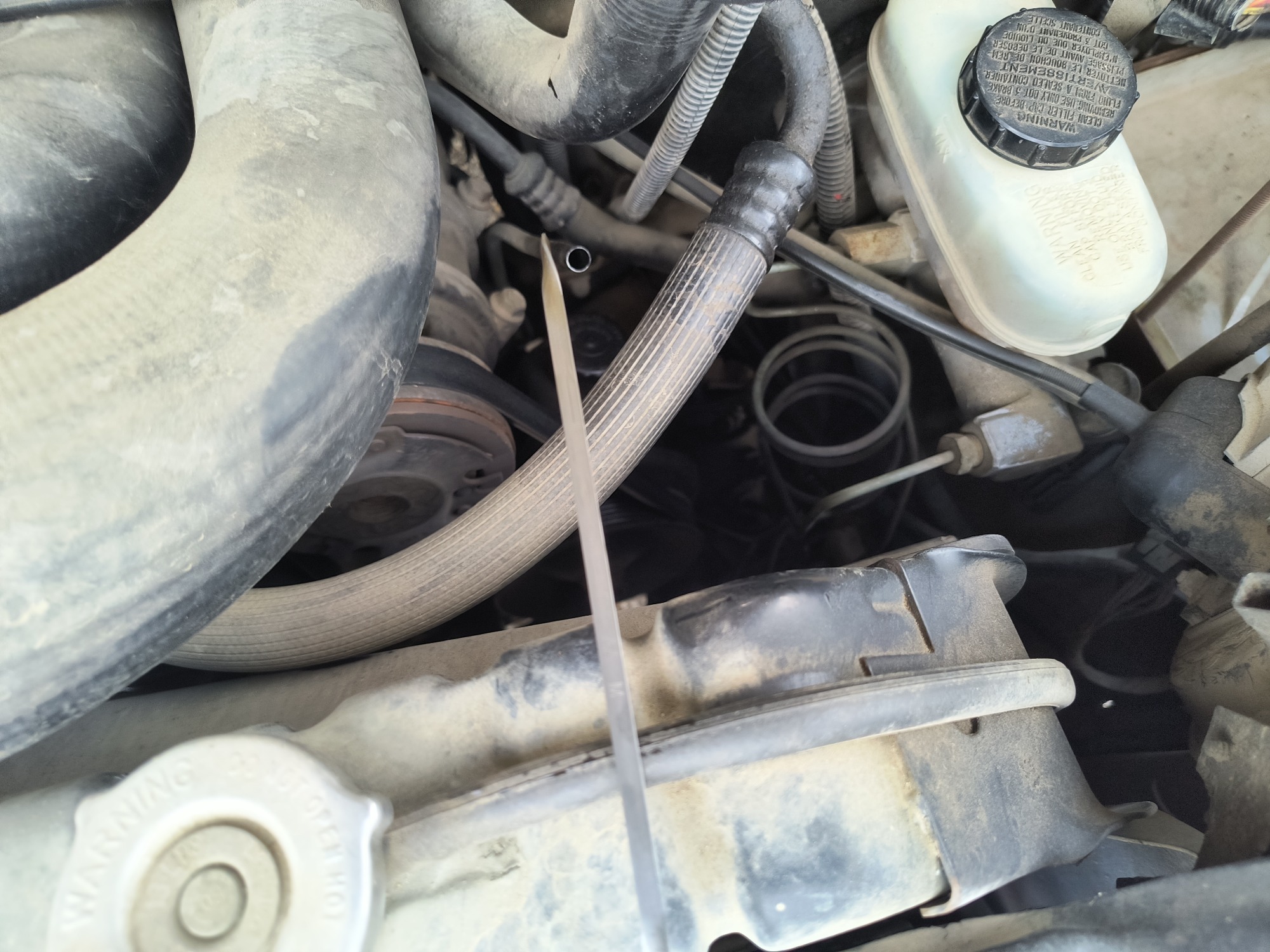 1990 ford econoline e350 with 12 miles for sale near Elk River, Minnesota 106502_50_oil_dipstick.jpg