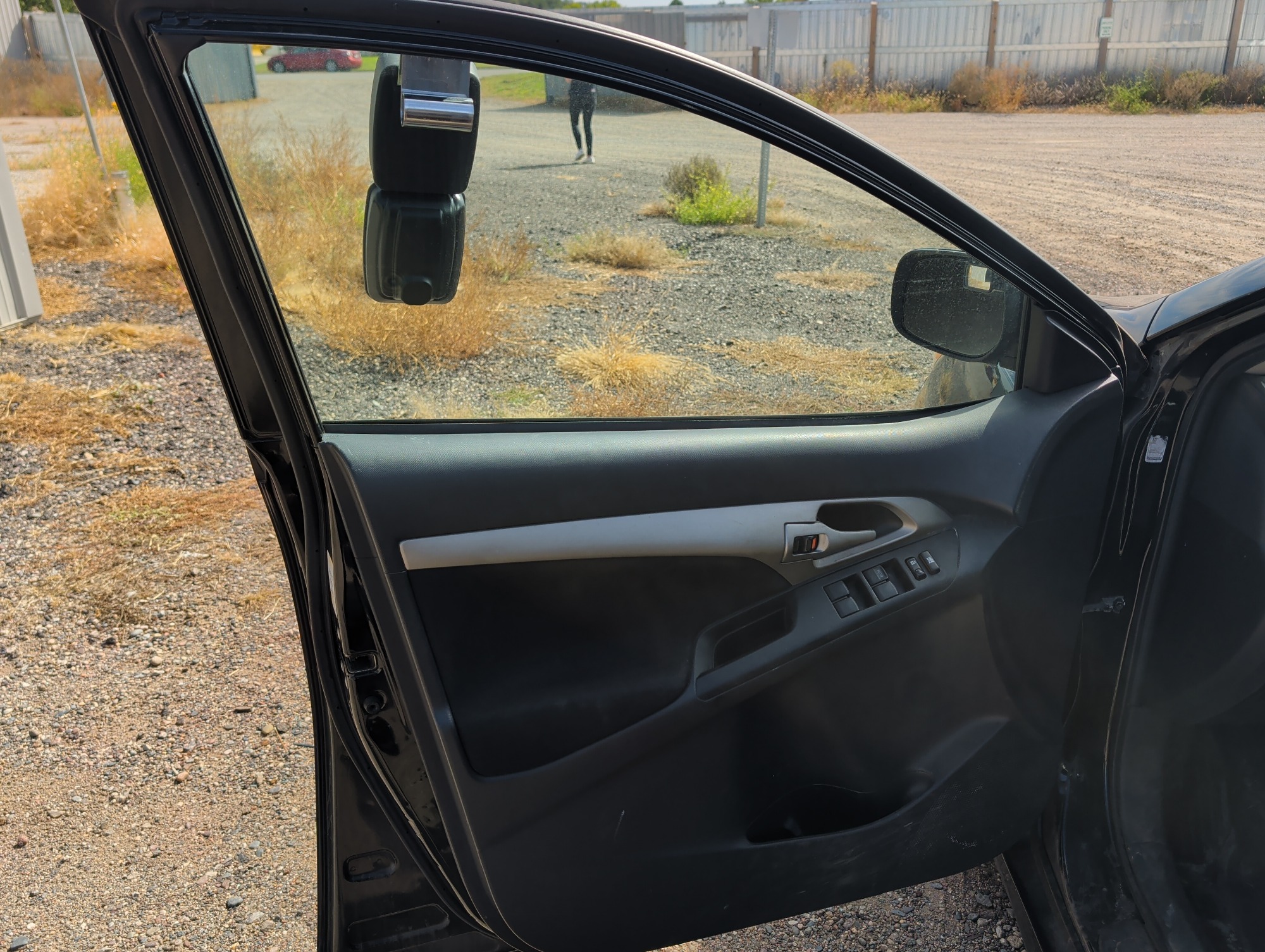 2010 toyota matrix with 301107 miles for sale near elk-river, minnesota 106503_23_driver_door_panel.jpg