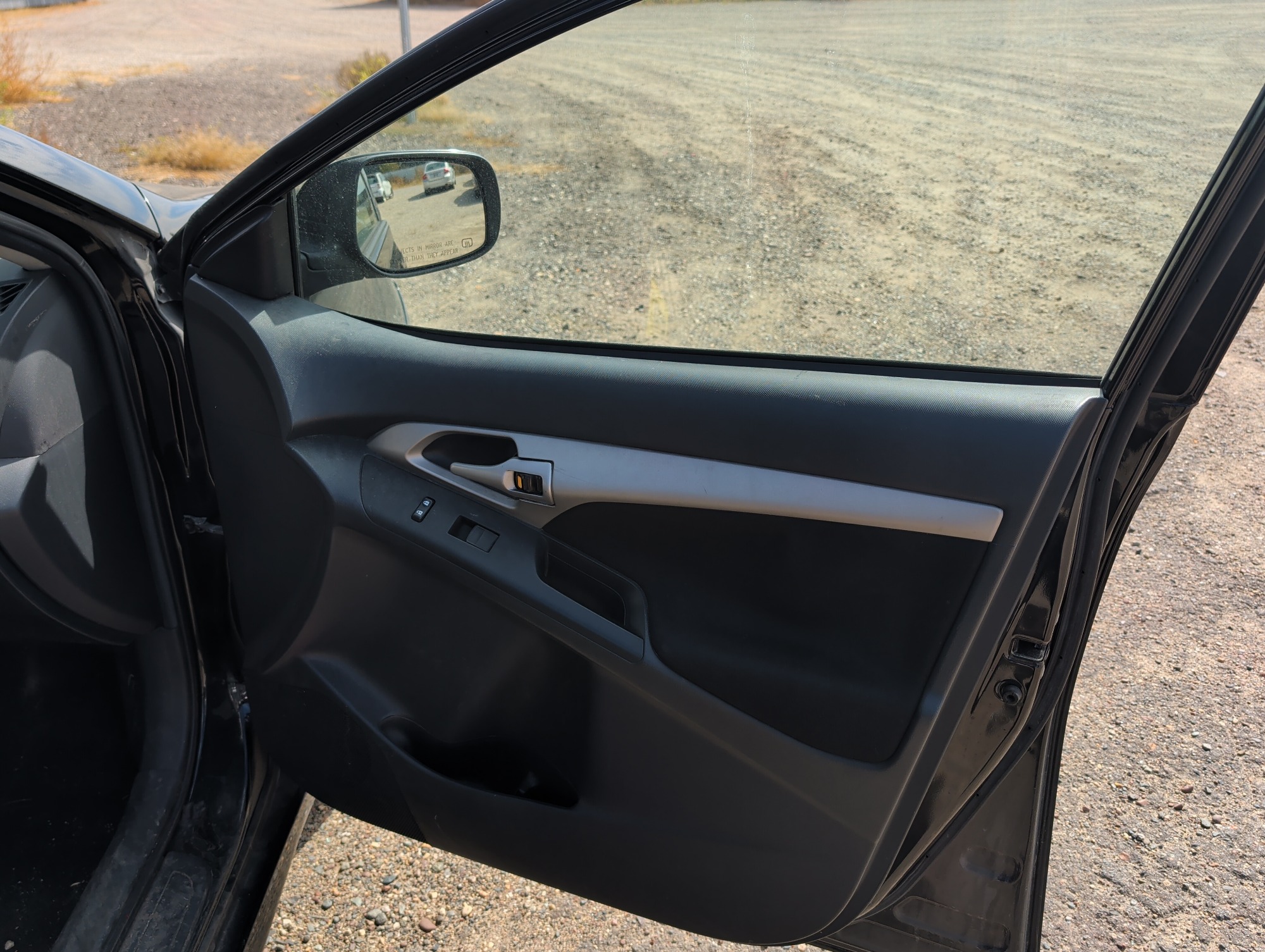2010 toyota matrix with 301107 miles for sale near elk-river, minnesota 106503_32_passenger_door_panel.jpg