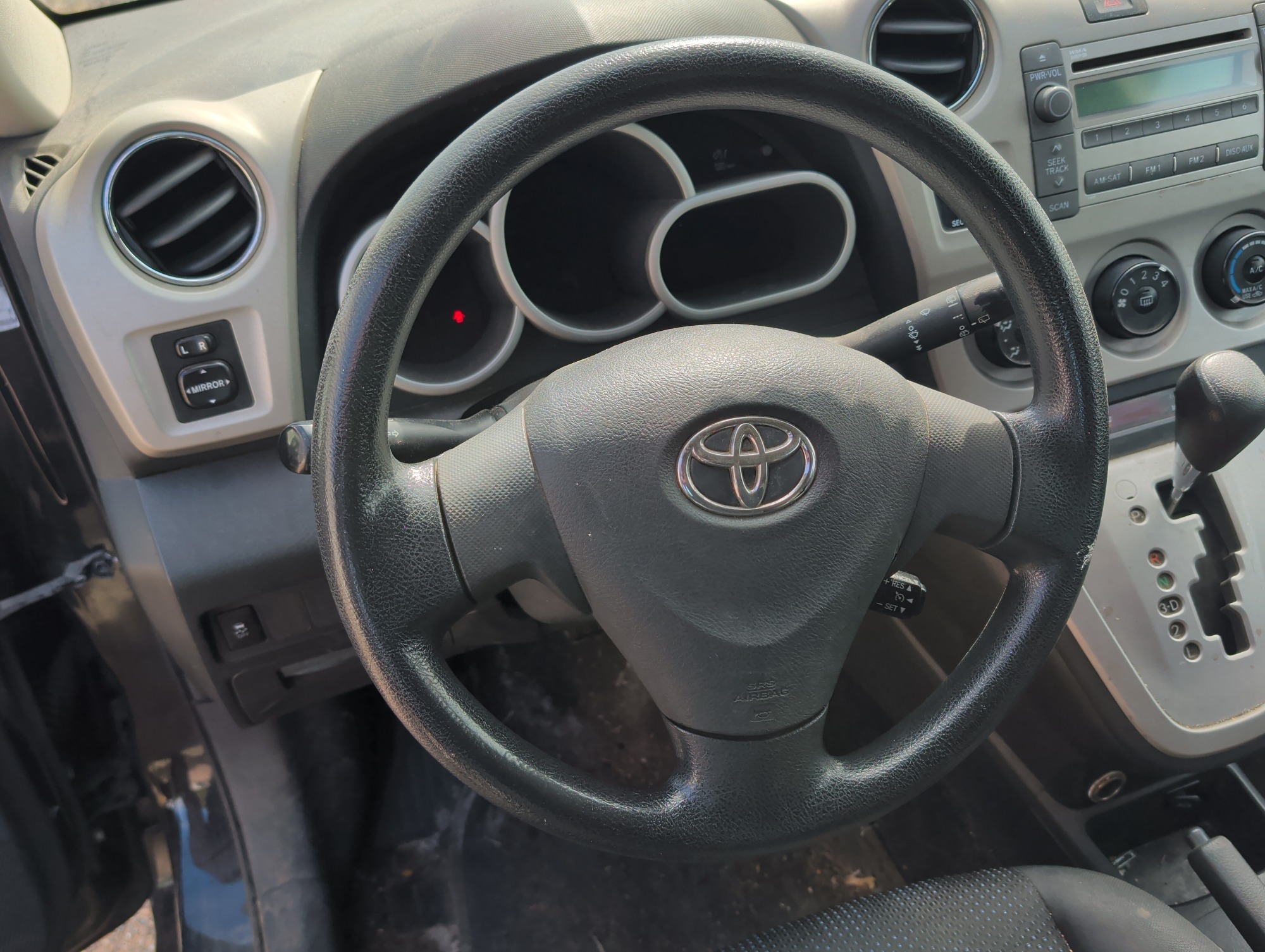 2010 toyota matrix with 301107 miles for sale near elk-river, minnesota 106503_36_steering_wheel.jpg