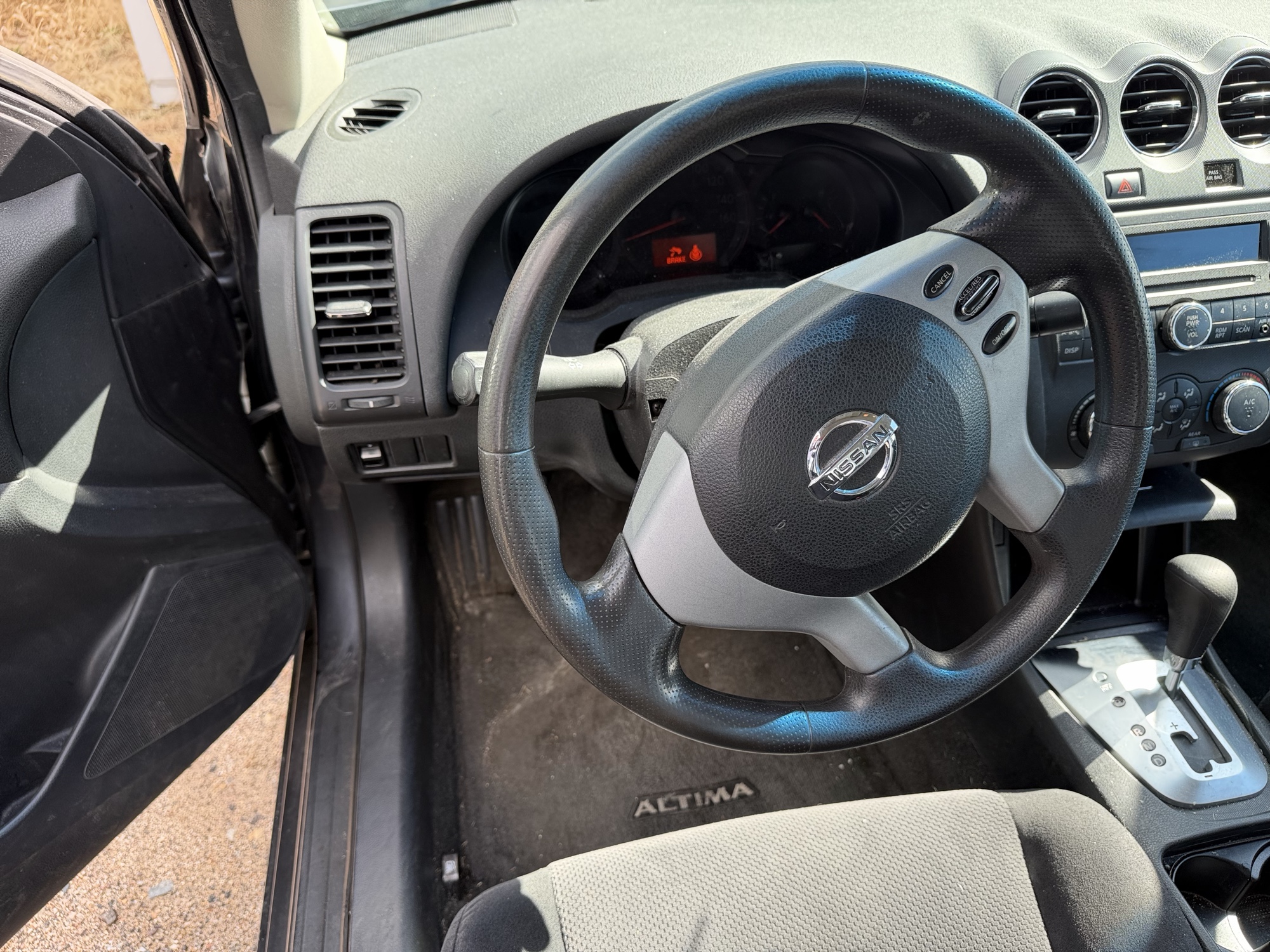 2008 nissan altima 2.5-s with 238750 miles for sale near elk-river, minnesota 106504_36_steering_wheel.jpg