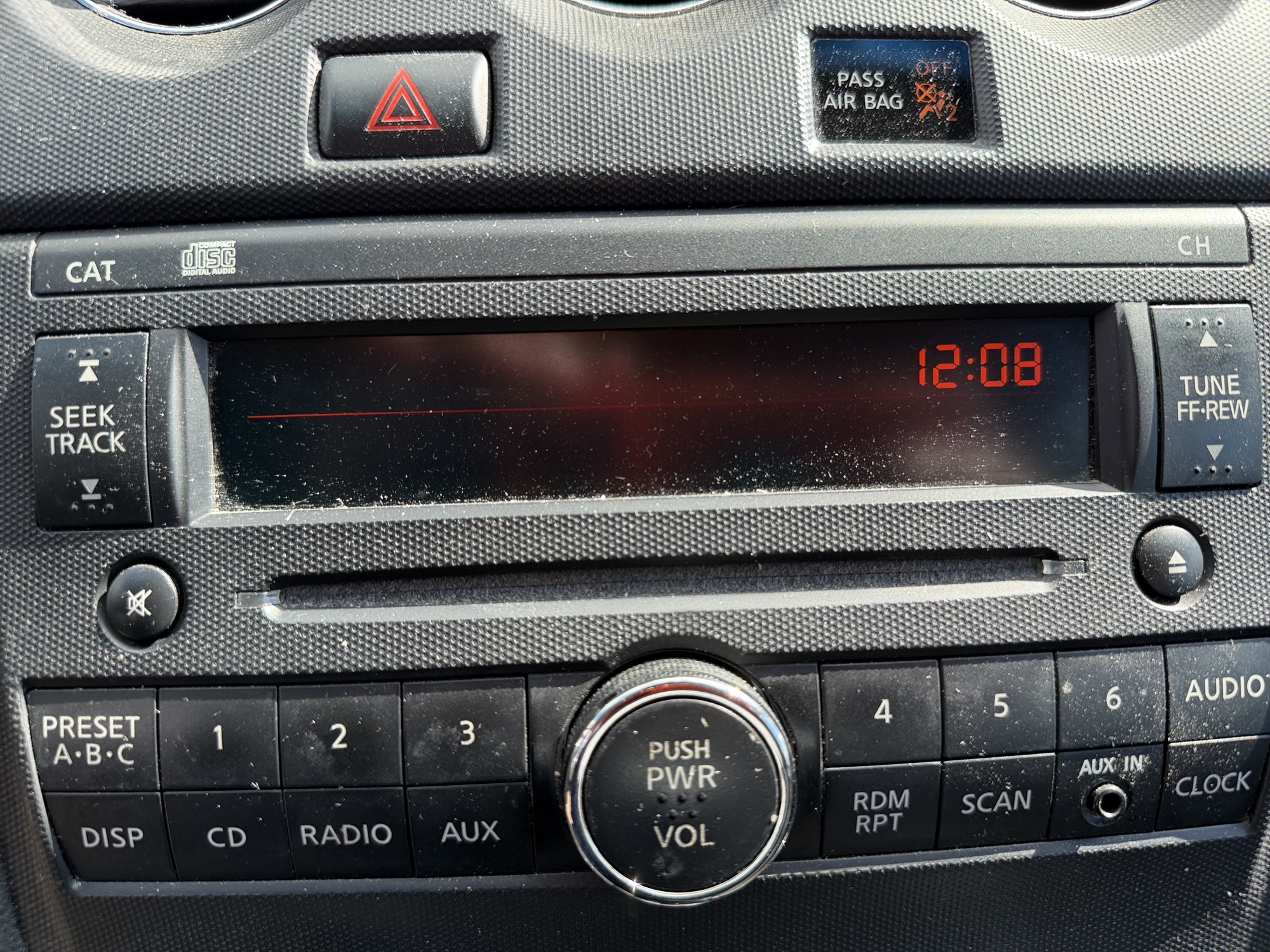 2008 nissan altima 2.5-s with 238750 miles for sale near elk-river, minnesota 106504_39_radio_closeup.jpg