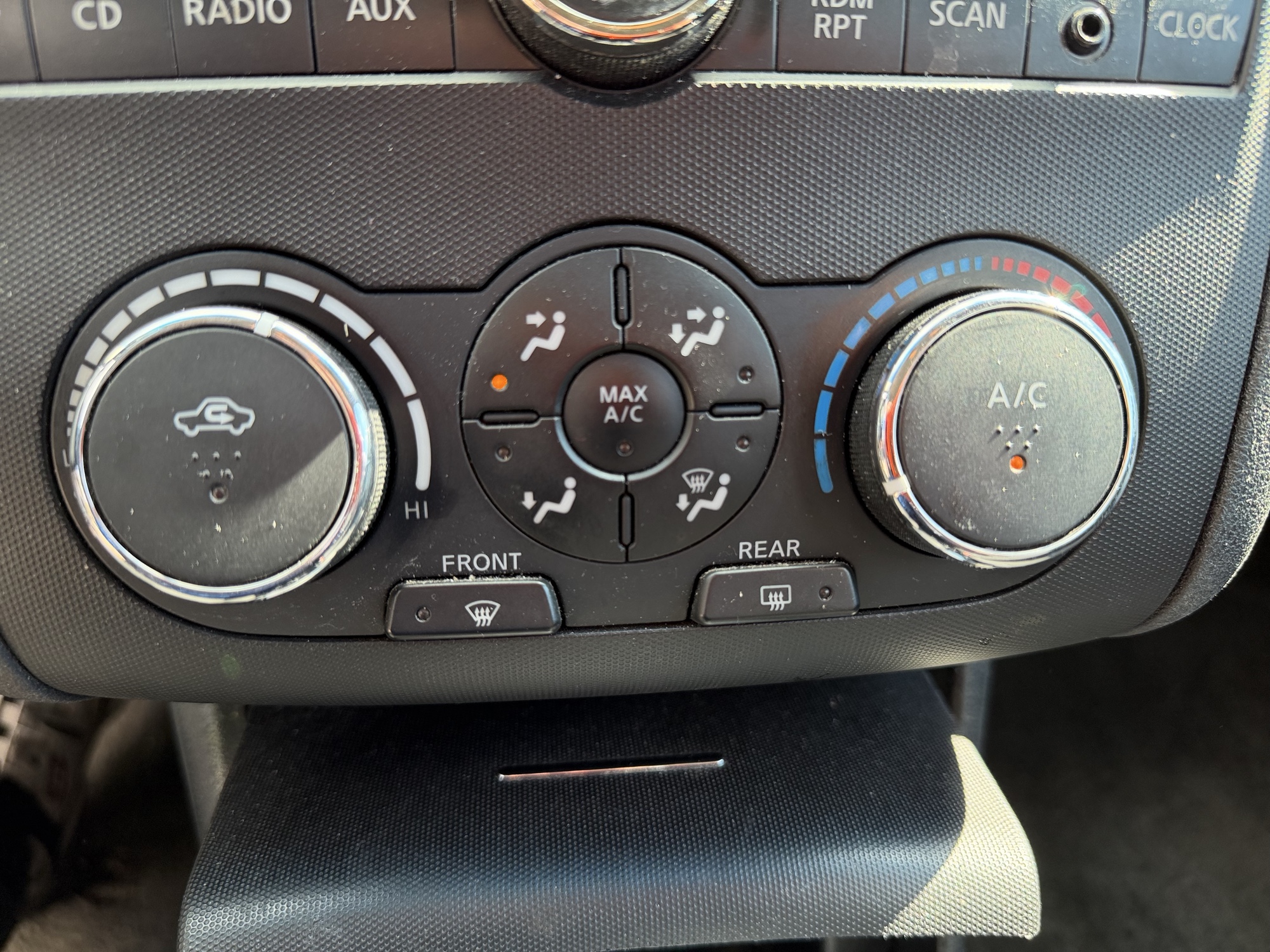 2008 nissan altima 2.5-s with 238750 miles for sale near elk-river, minnesota 106504_40_climate_control.jpg