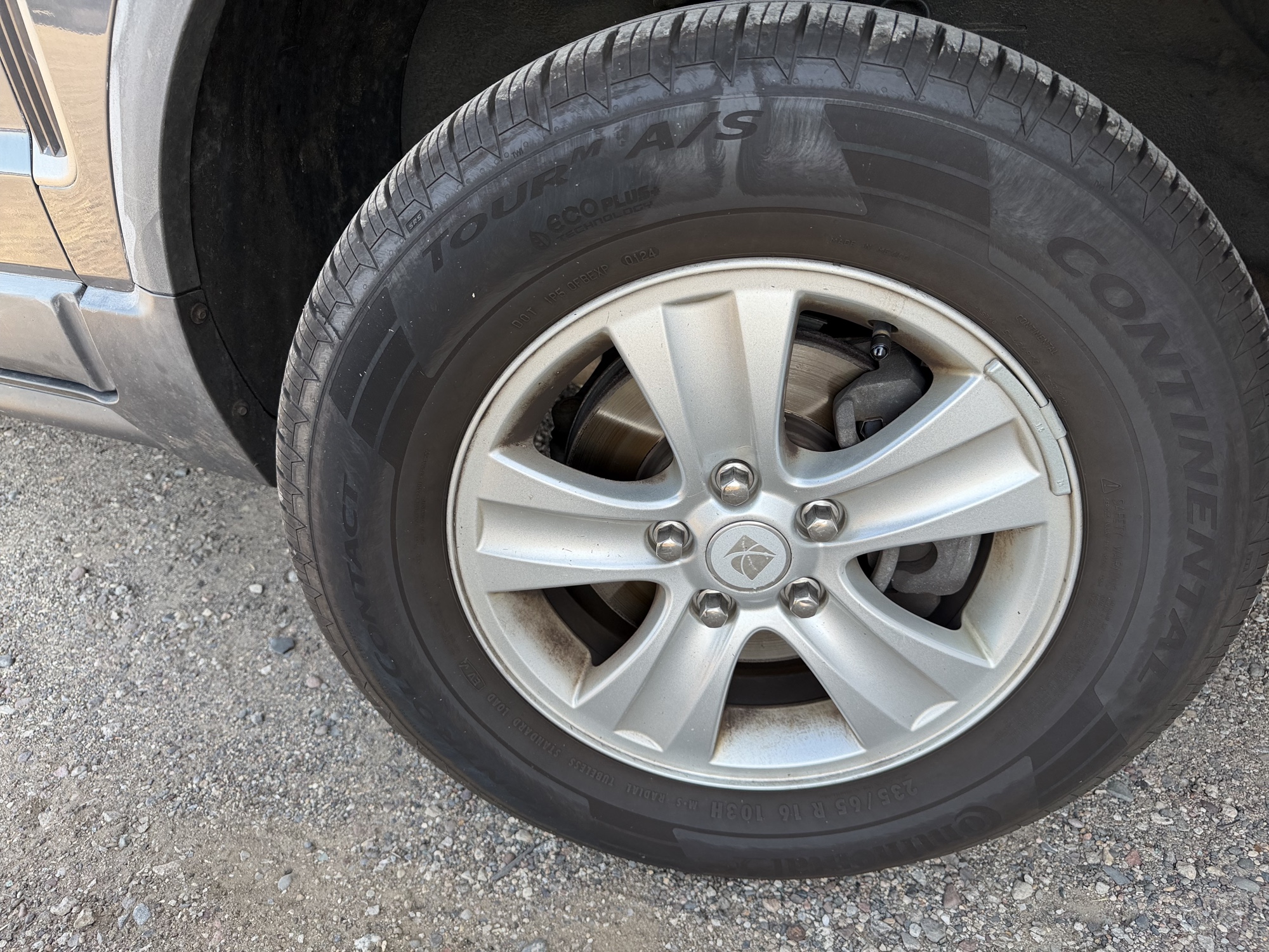 2008 saturn vue with 156067 miles for sale near elk-river, minnesota 106506_15_front_pass_wheel.jpg