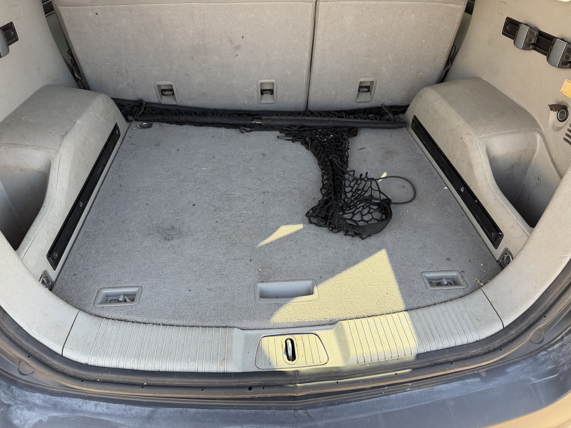 2008 saturn vue with 156067 miles for sale near elk-river, minnesota 106506_26_trunk.jpg