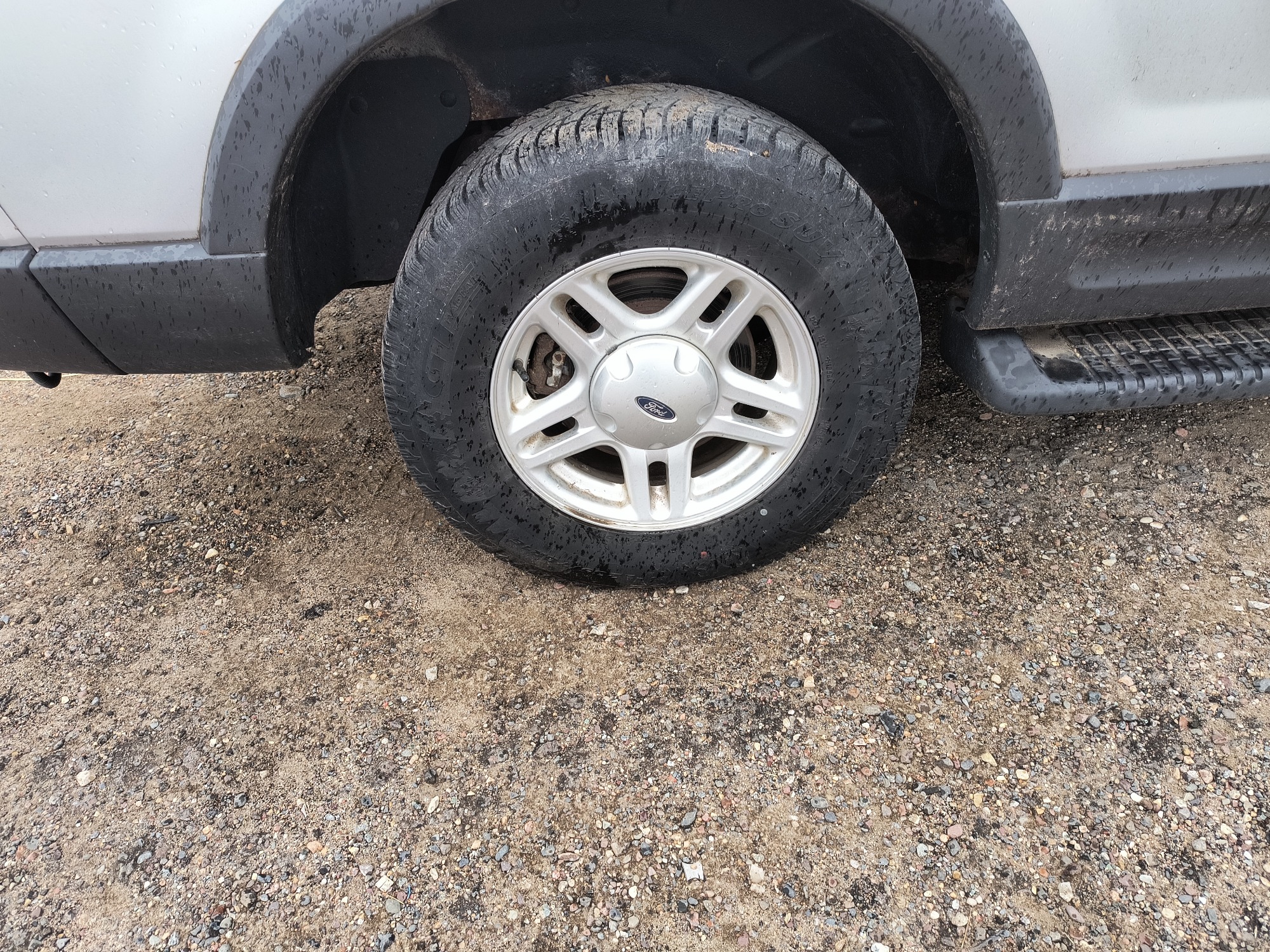 2003 ford explorer xlt-4.0l-4wd with 182785 miles for sale near elk-river, minnesota 106508_14_rear_pass_wheel.jpg