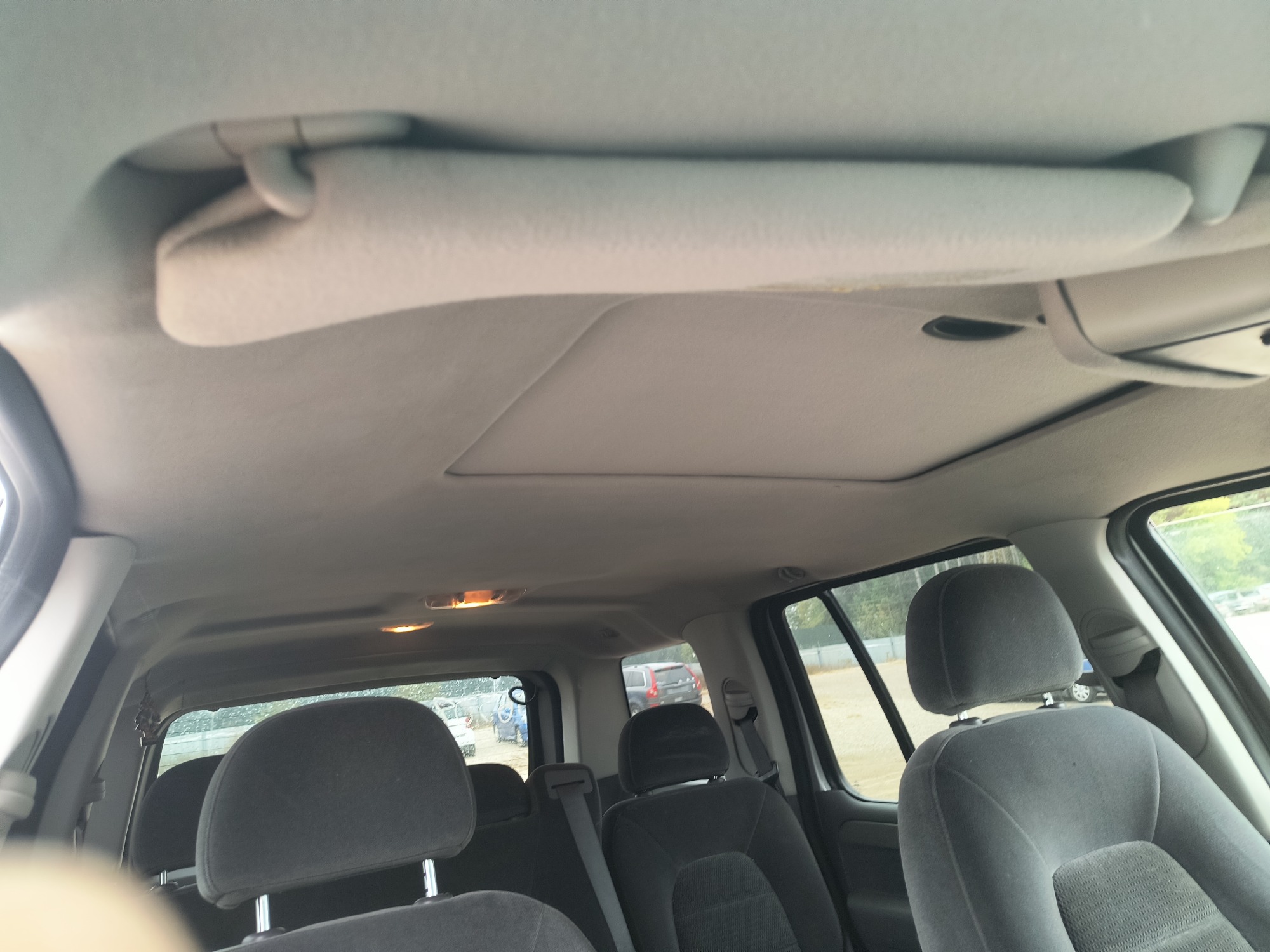 2003 ford explorer xlt-4.0l-4wd with 182785 miles for sale near elk-river, minnesota 106508_35_headliner_sunroof.jpg