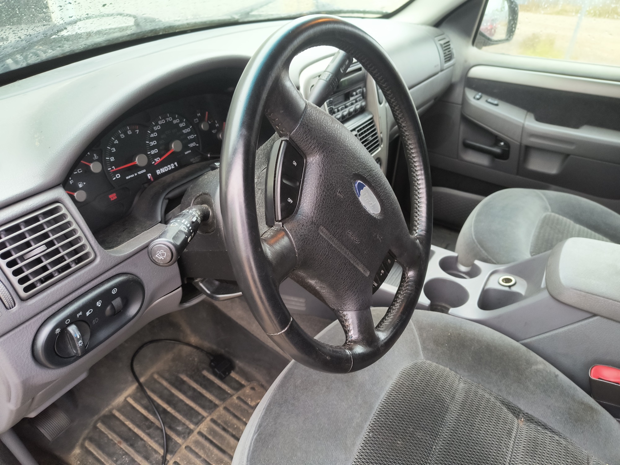 2003 ford explorer xlt-4.0l-4wd with 182785 miles for sale near elk-river, minnesota 106508_37_left_of_steering_wheel.jpg