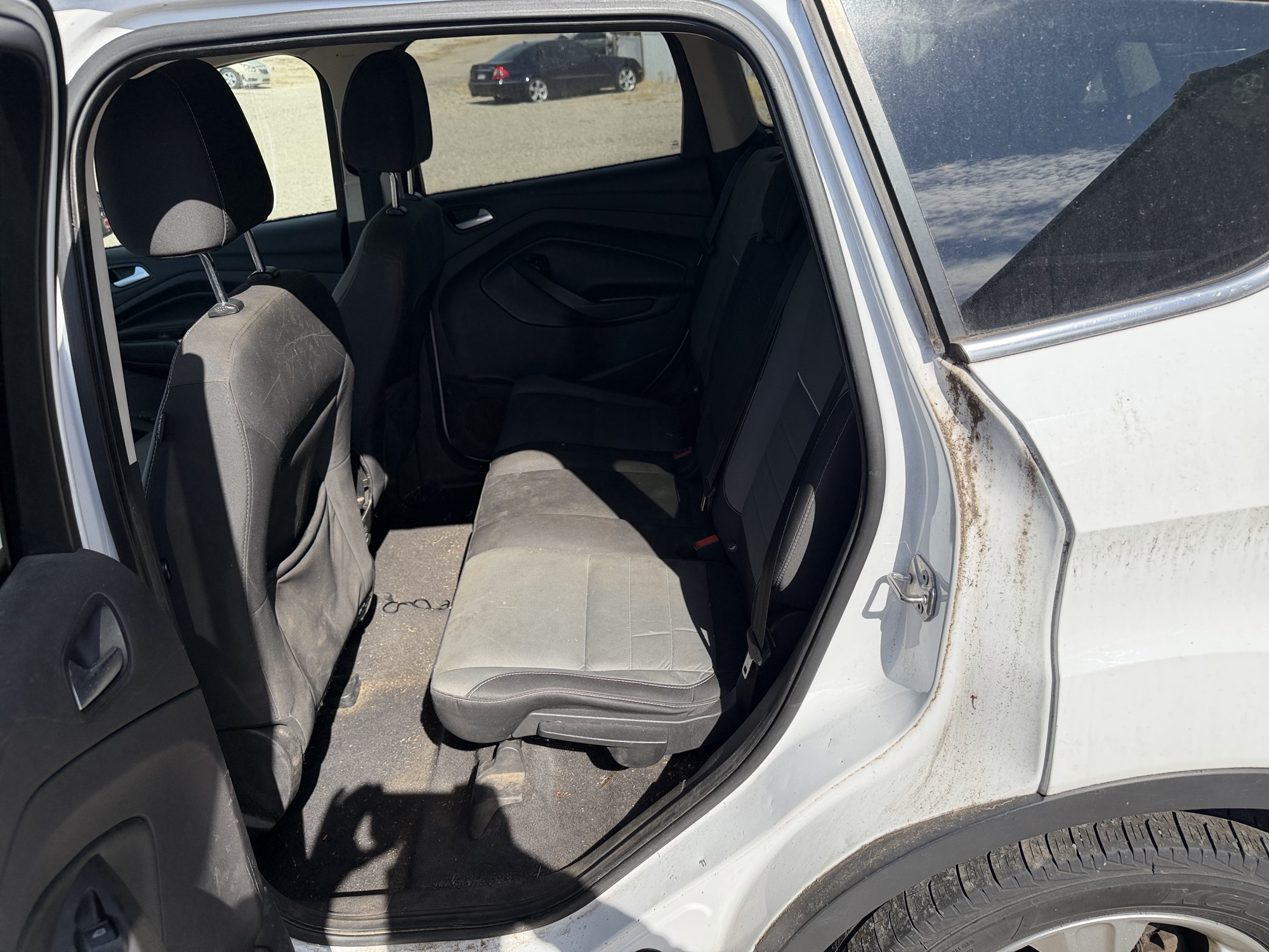 2015 ford escape se-4wd with 166884 miles for sale near elk-river, minnesota 106510_24_drv_rear_seat.jpg
