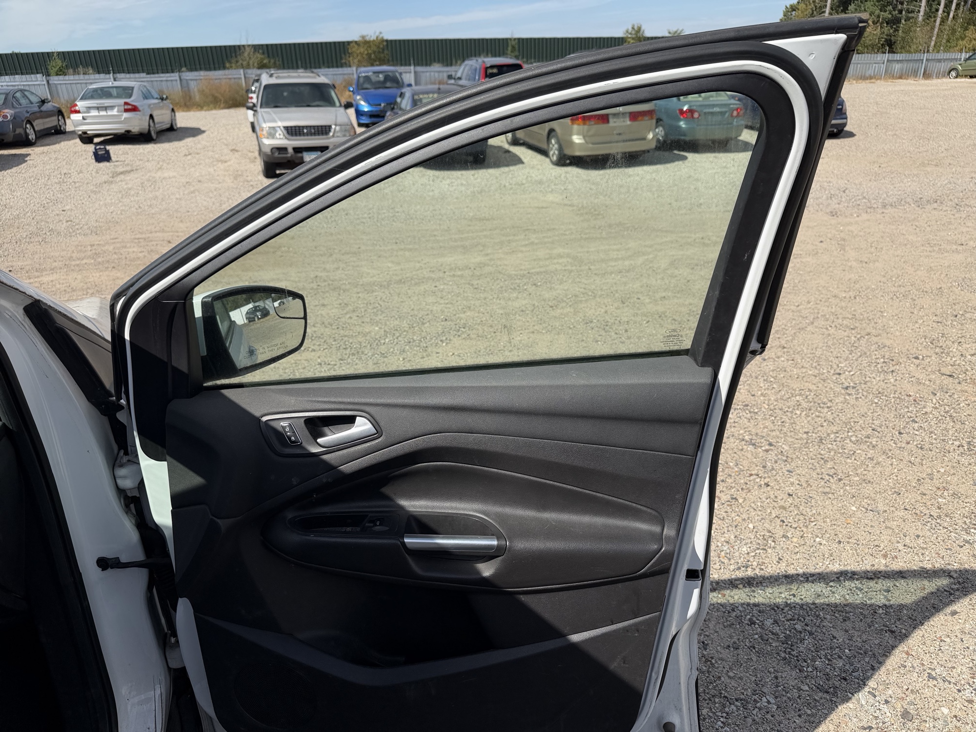 2015 ford escape se-4wd with 166884 miles for sale near elk-river, minnesota 106510_32_passenger_door_panel.jpg
