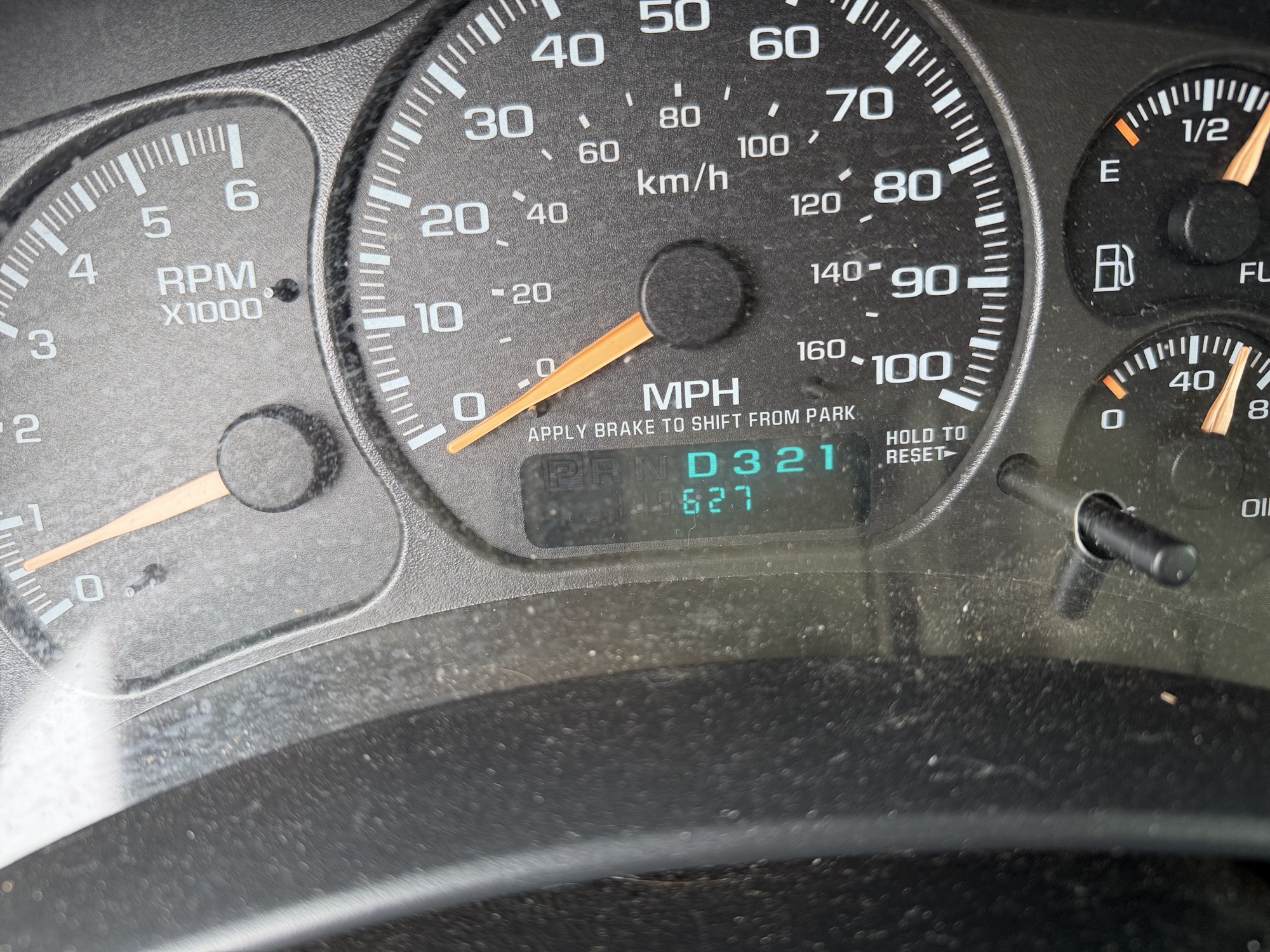 2002 gmc yukon-xl 1500-4wd with 148627 miles for sale near elk-river, minnesota 106511_44_mileage_closeup.jpg