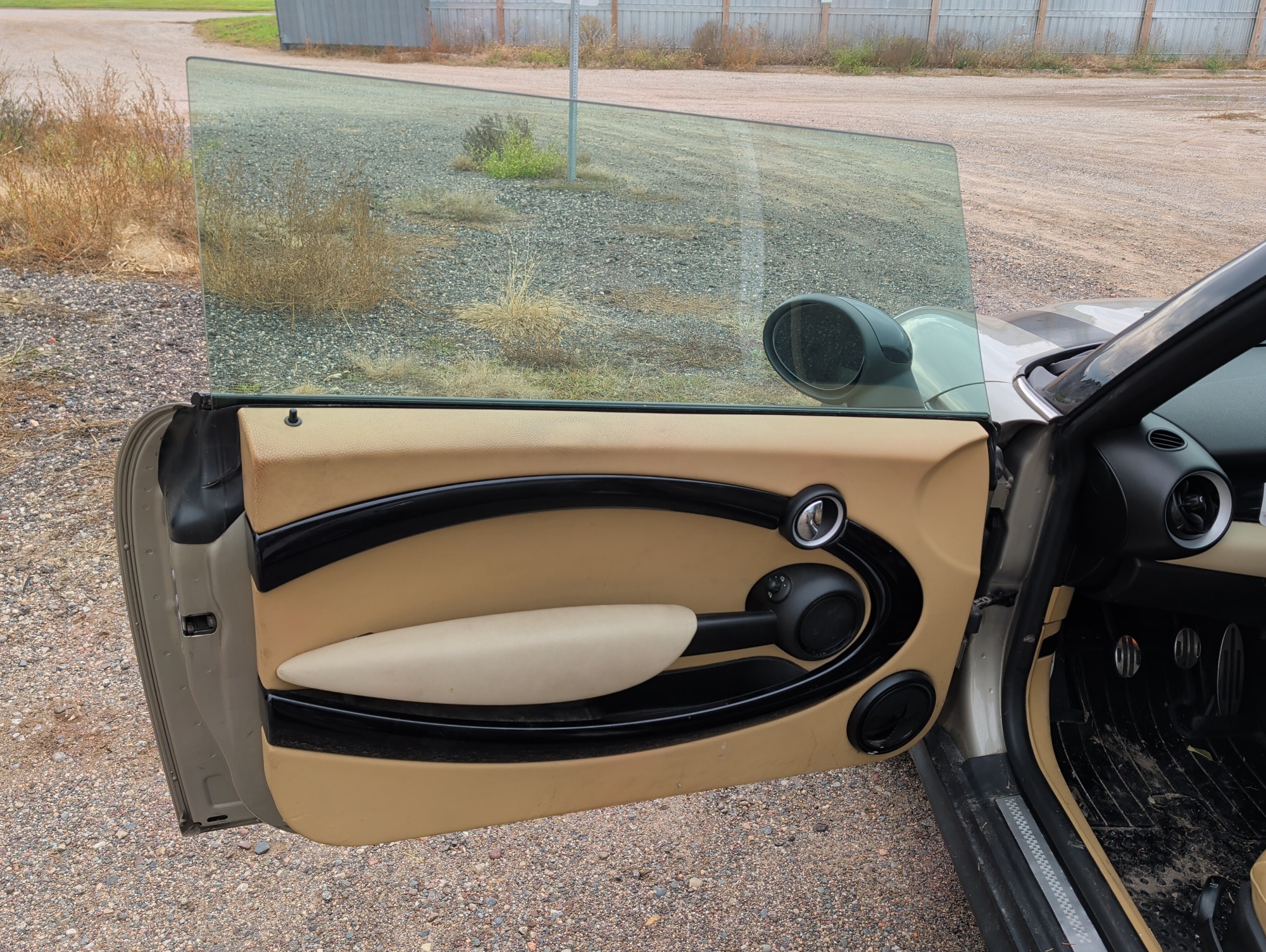 2008 mini cooper s with 99631 miles for sale near elk-river, minnesota 106512_23_driver_door_panel.jpg