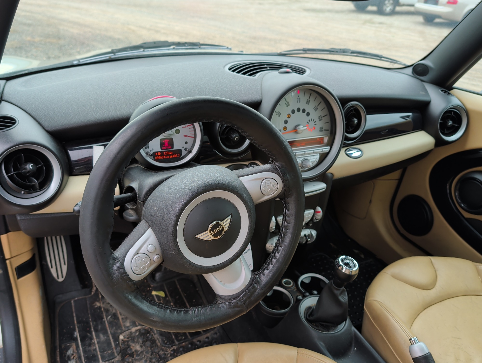 2008 mini cooper s with 99631 miles for sale near elk-river, minnesota 106512_34_whole_dash.jpg
