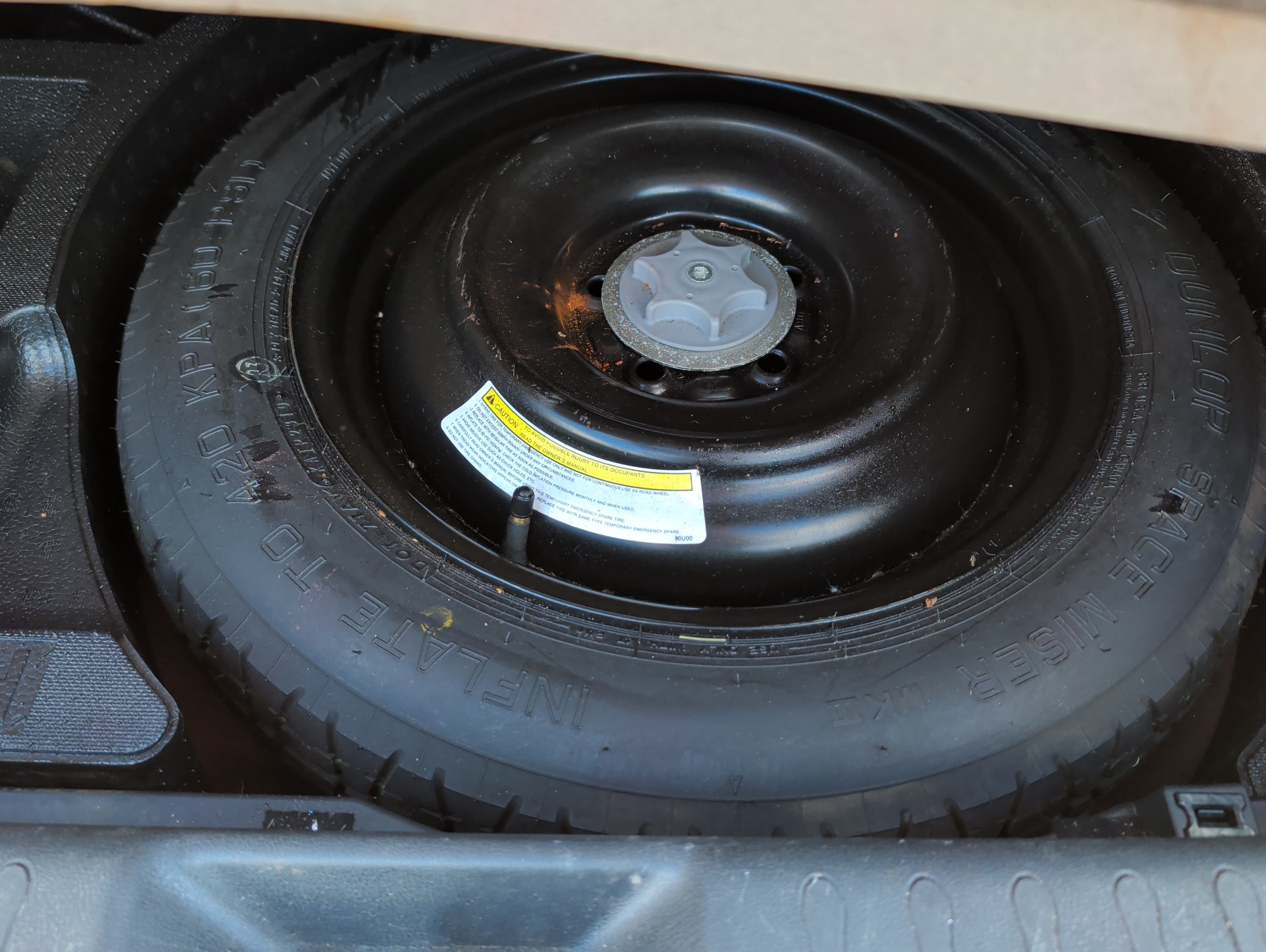 2011 nissan juke s-awd with 85117 miles for sale near elk-river, minnesota 106517_27_spare_tire.jpg