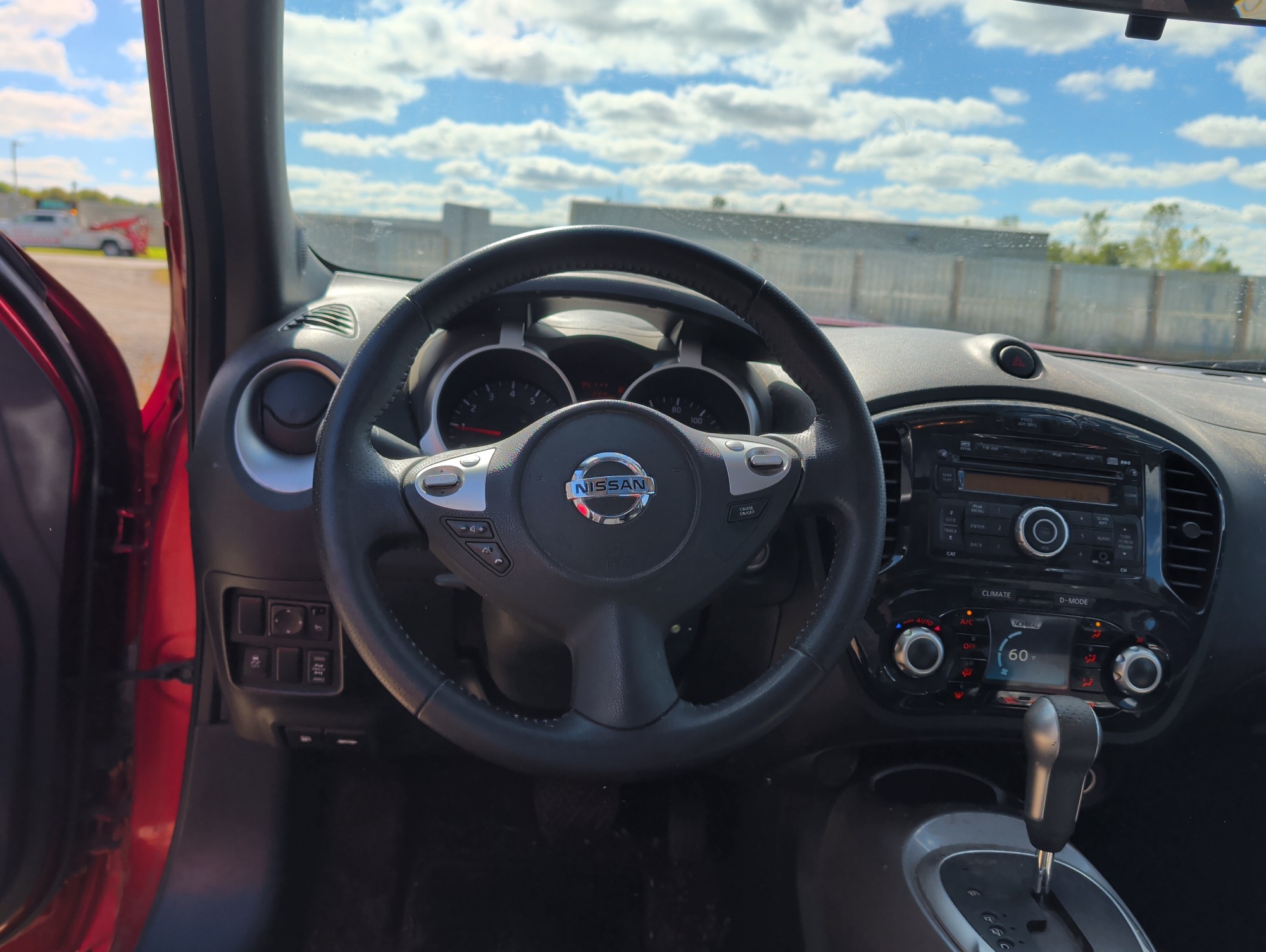 2011 nissan juke s-awd with 85117 miles for sale near elk-river, minnesota 106517_33_dash_from_driver.jpg