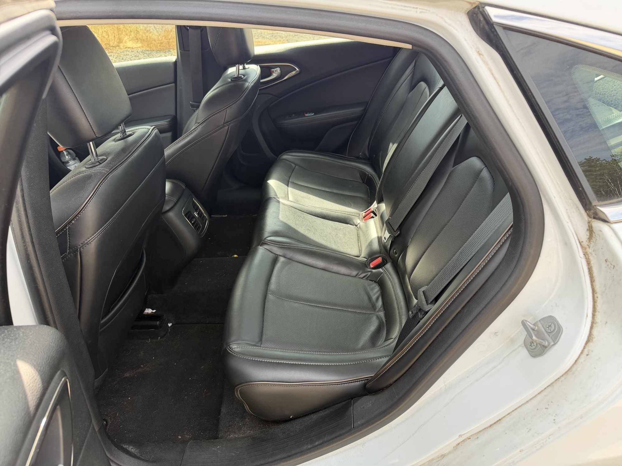 2015 chrysler 200 with 168904 miles for sale near elk-river, minnesota 106518_24_drv_rear_seat.jpg