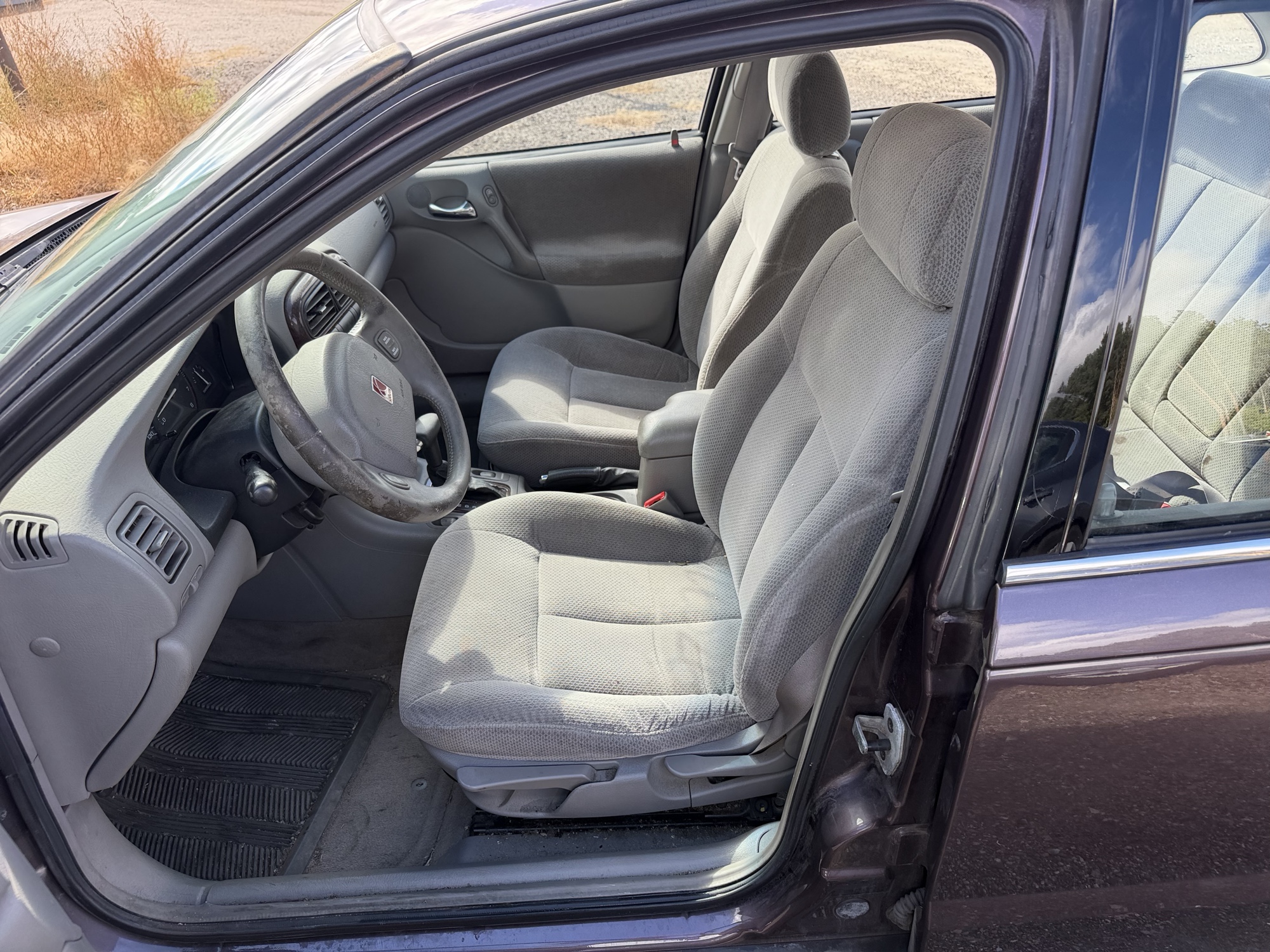2000 saturn ls ls2 with 158842 miles for sale near elk-river, minnesota 106526_22_driver_seat.jpg