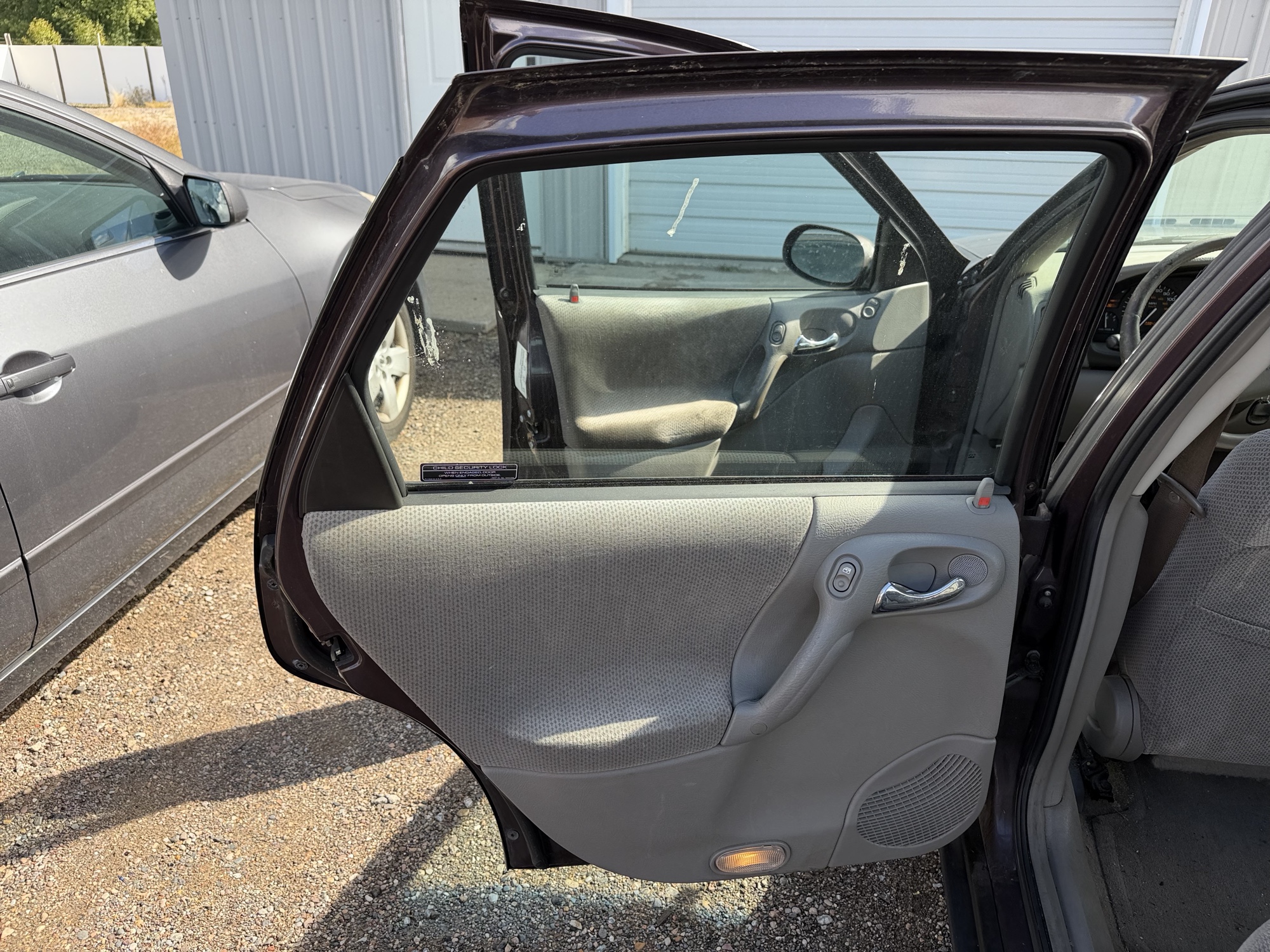 2000 saturn ls ls2 with 158842 miles for sale near elk-river, minnesota 106526_25_drv_rear_door_panel.jpg