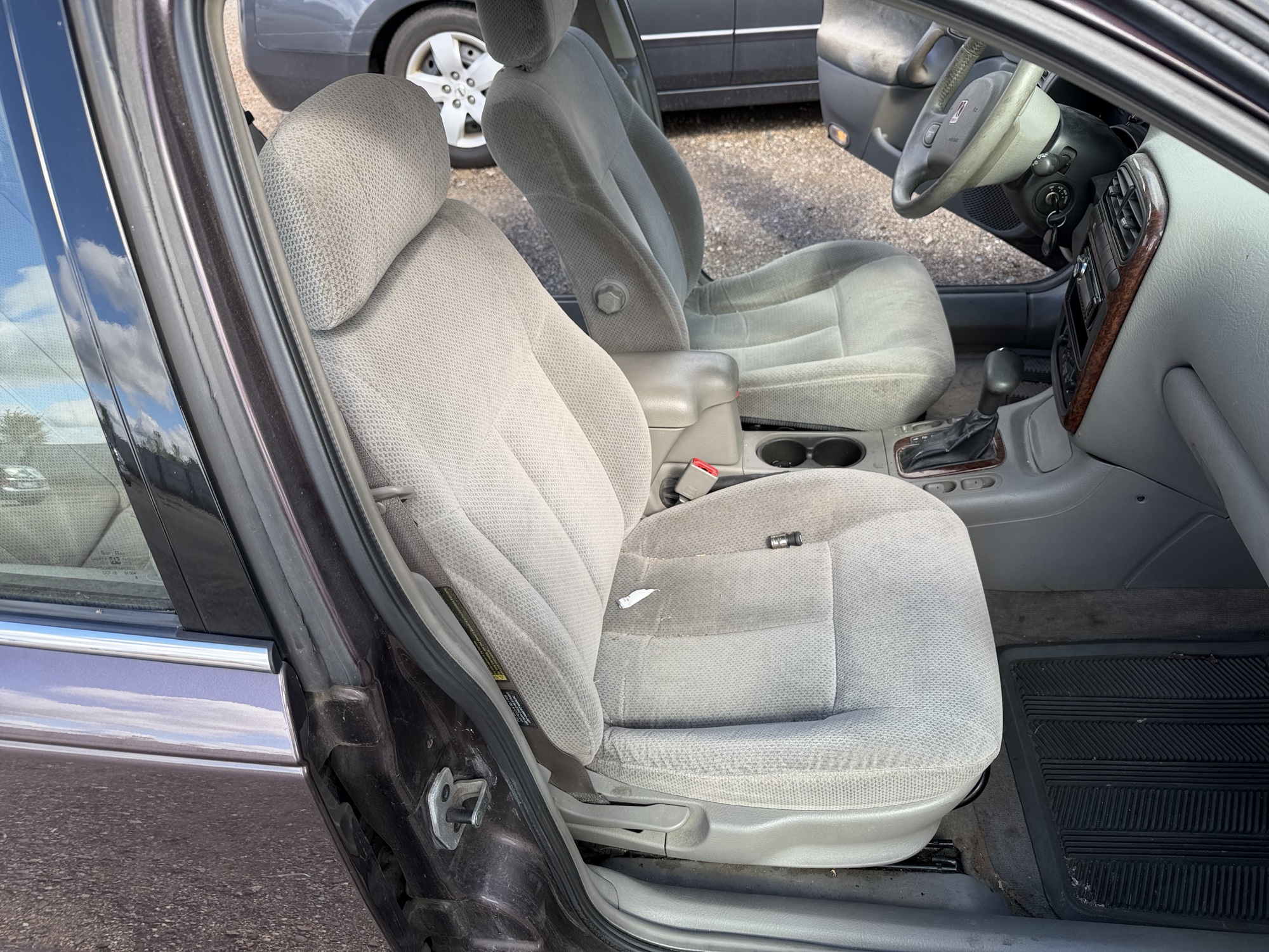 2000 saturn ls ls2 with 158842 miles for sale near elk-river, minnesota 106526_31_passenger_seat.jpg