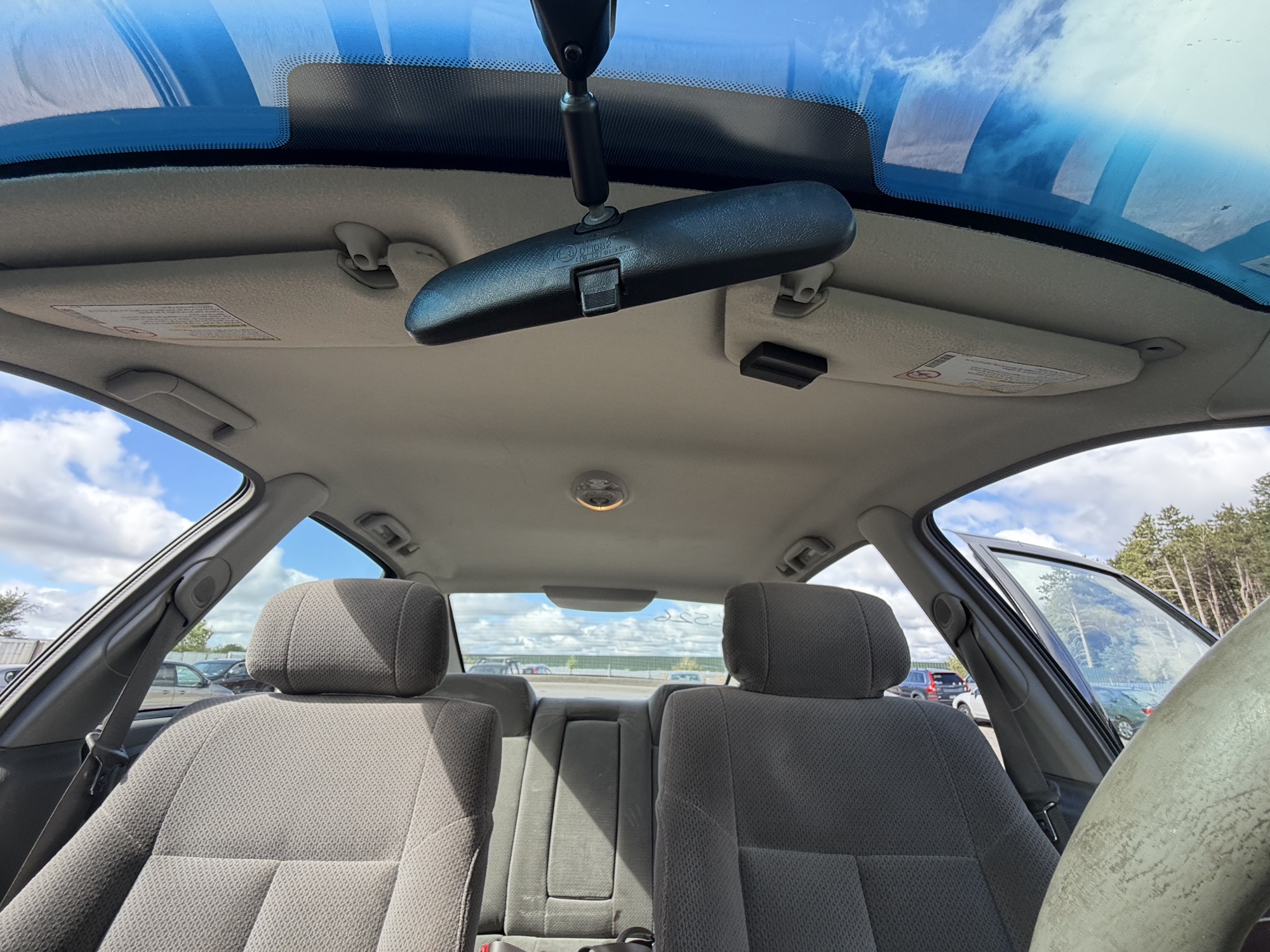 2000 saturn ls ls2 with 158842 miles for sale near elk-river, minnesota 106526_35_headliner_sunroof.jpg