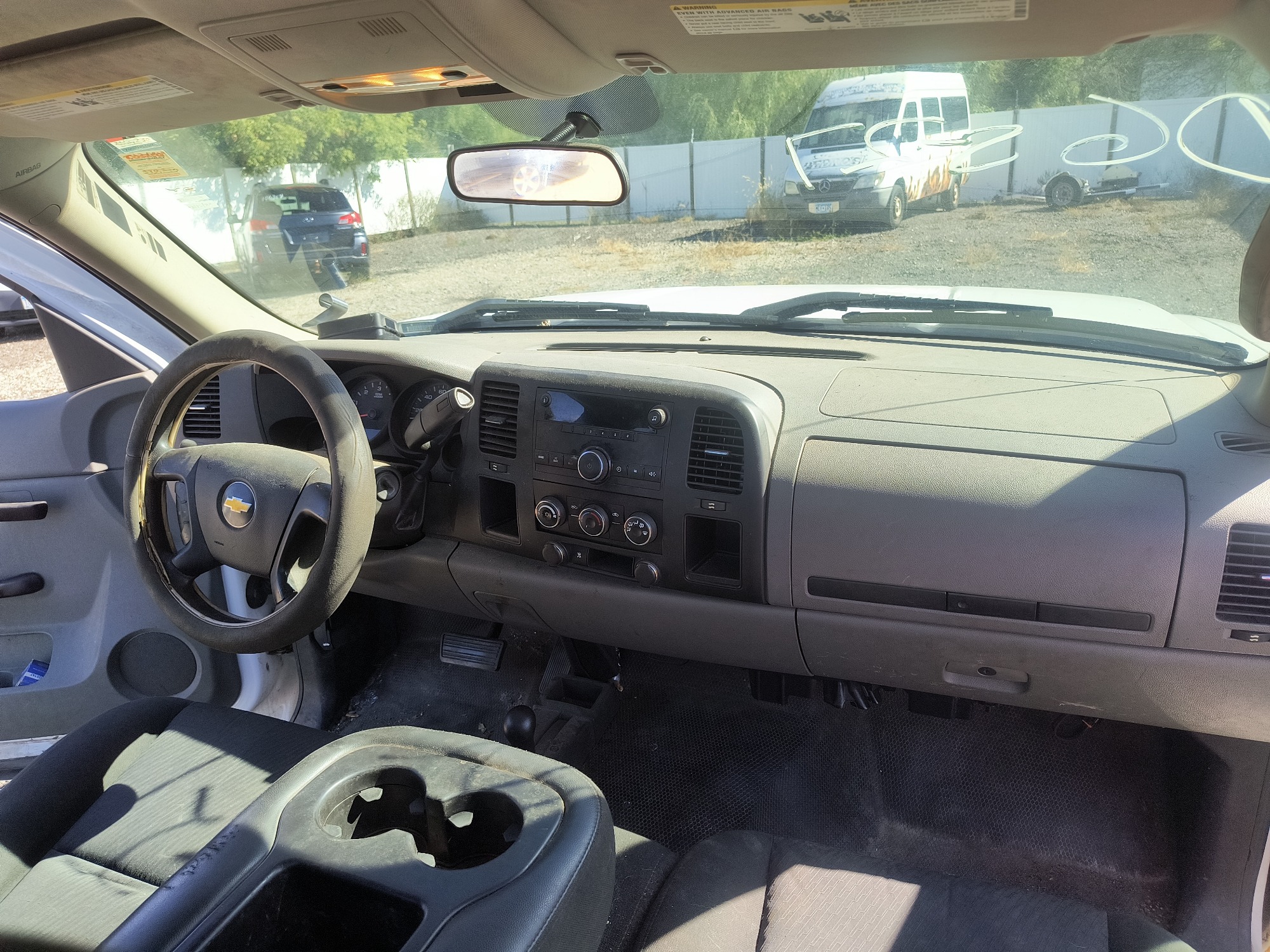 2011 chevrolet silverado-1500 work-truck-4wd with 252641 miles for sale near elk-river, minnesota 106527_34_whole_dash.jpg