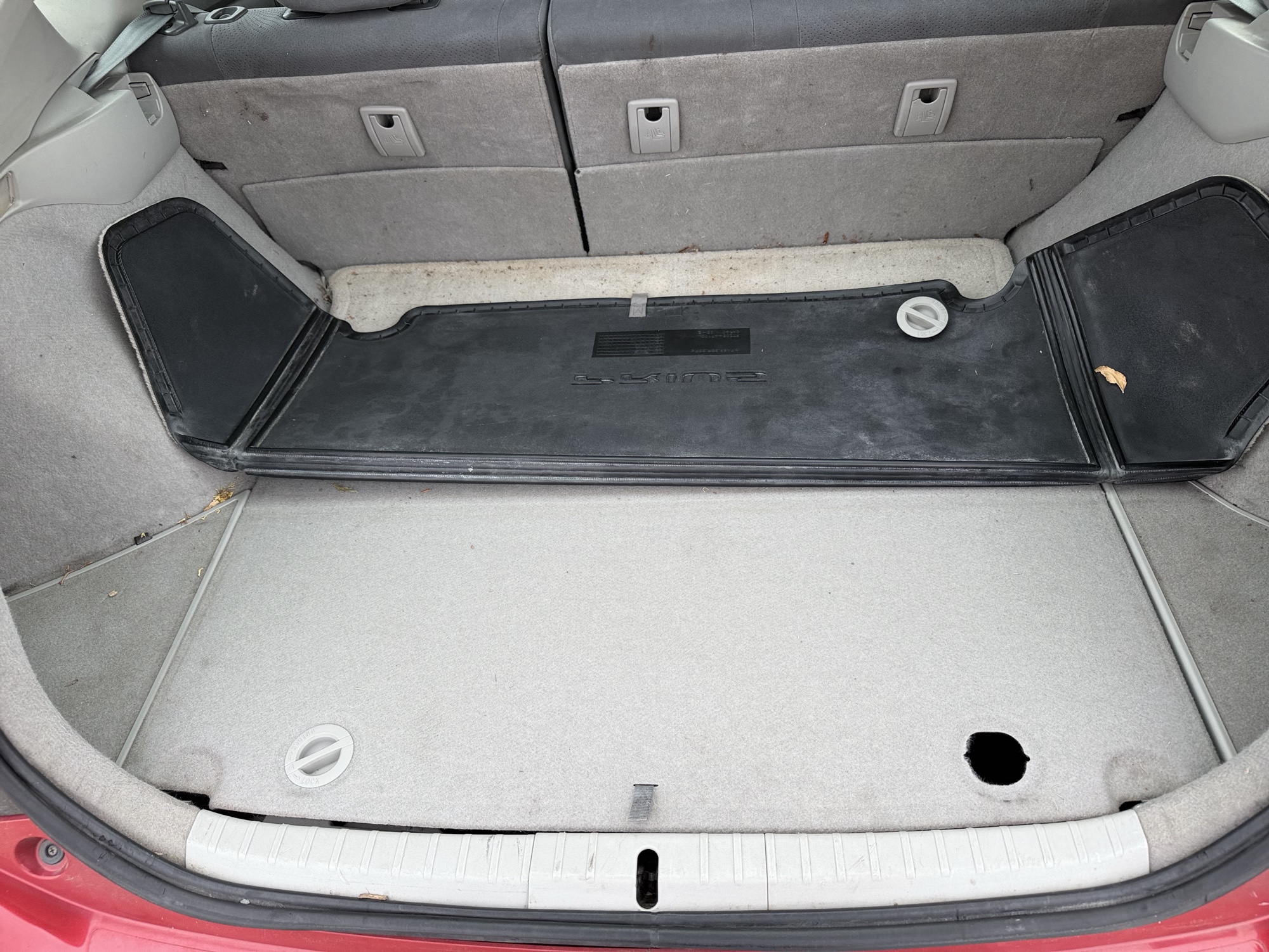 2010 toyota prius prius-ii with 249736 miles for sale near elk-river, minnesota 106528_26_trunk.jpg