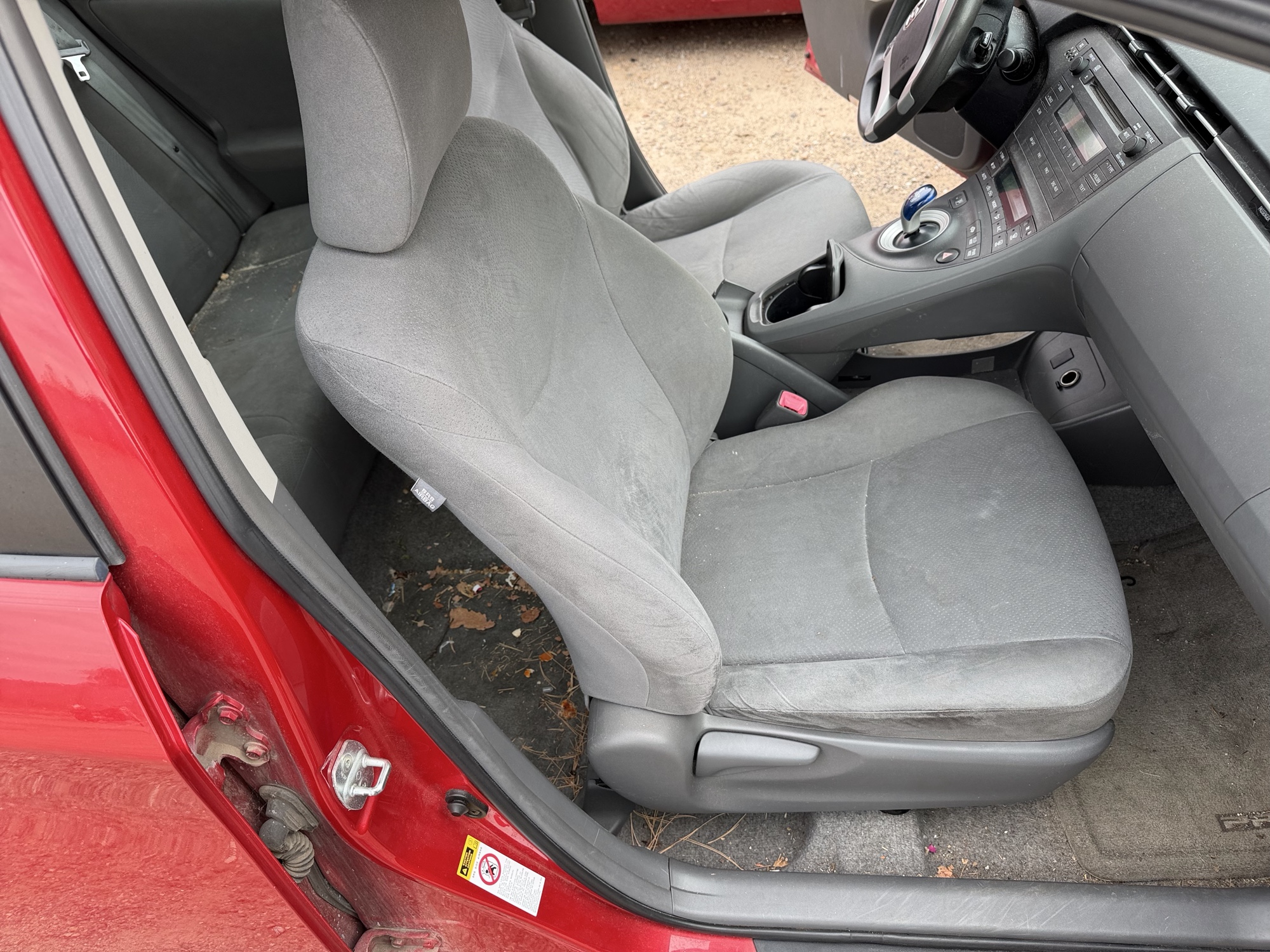 2010 toyota prius prius-ii with 249736 miles for sale near elk-river, minnesota 106528_31_passenger_seat.jpg
