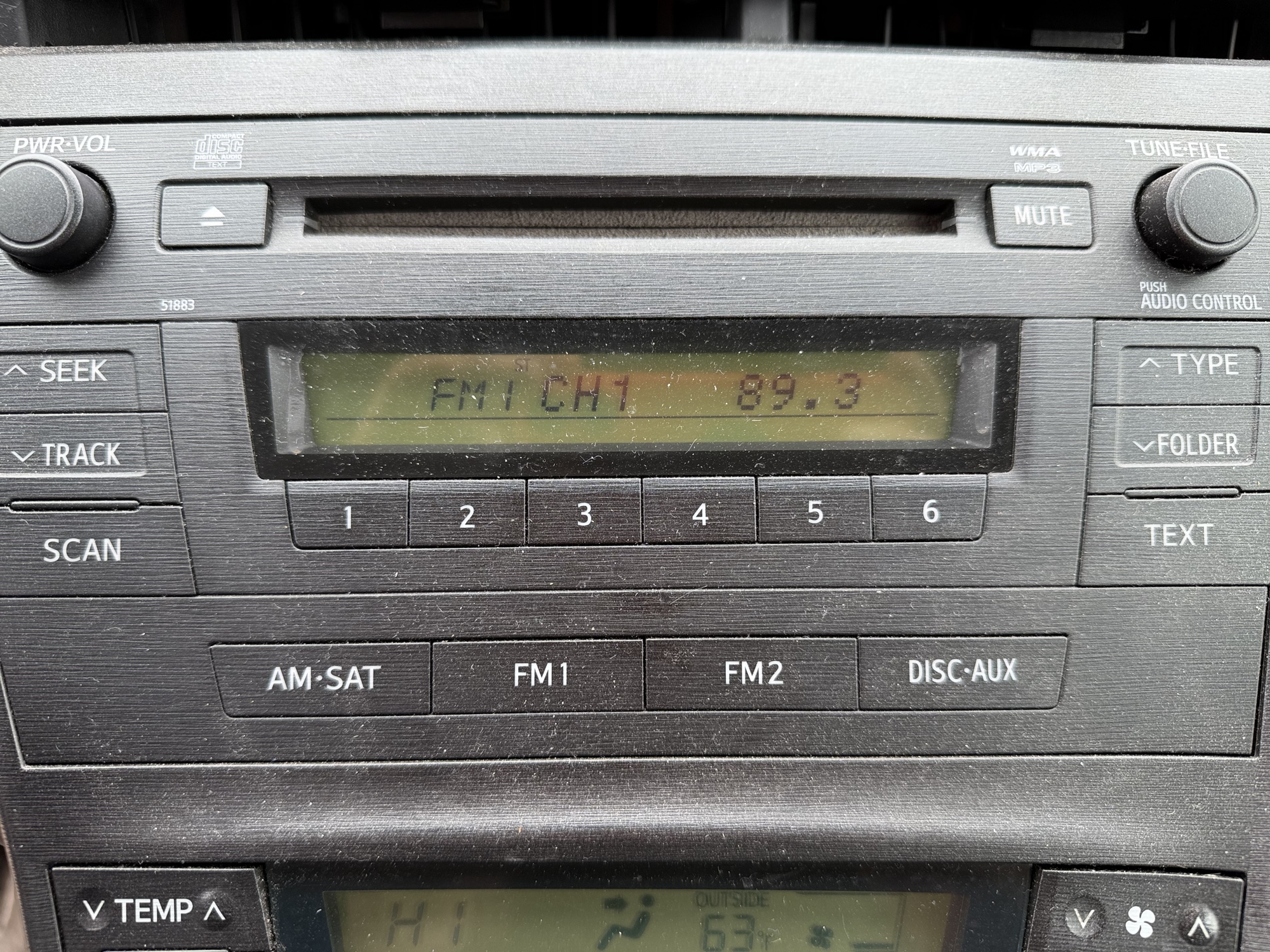 2010 toyota prius prius-ii with 249736 miles for sale near elk-river, minnesota 106528_39_radio_closeup.jpg