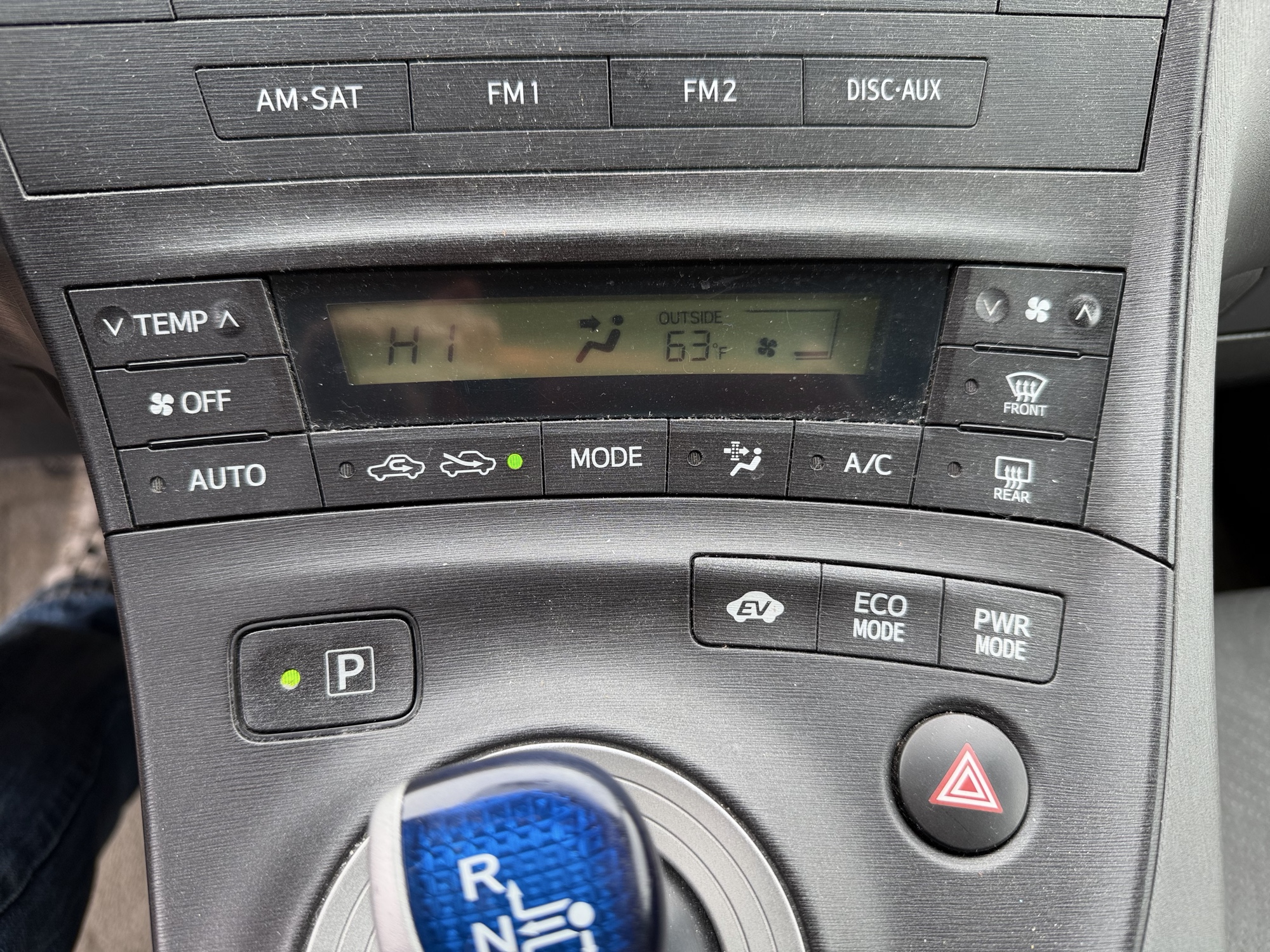 2010 toyota prius prius-ii with 249736 miles for sale near elk-river, minnesota 106528_40_climate_control.jpg