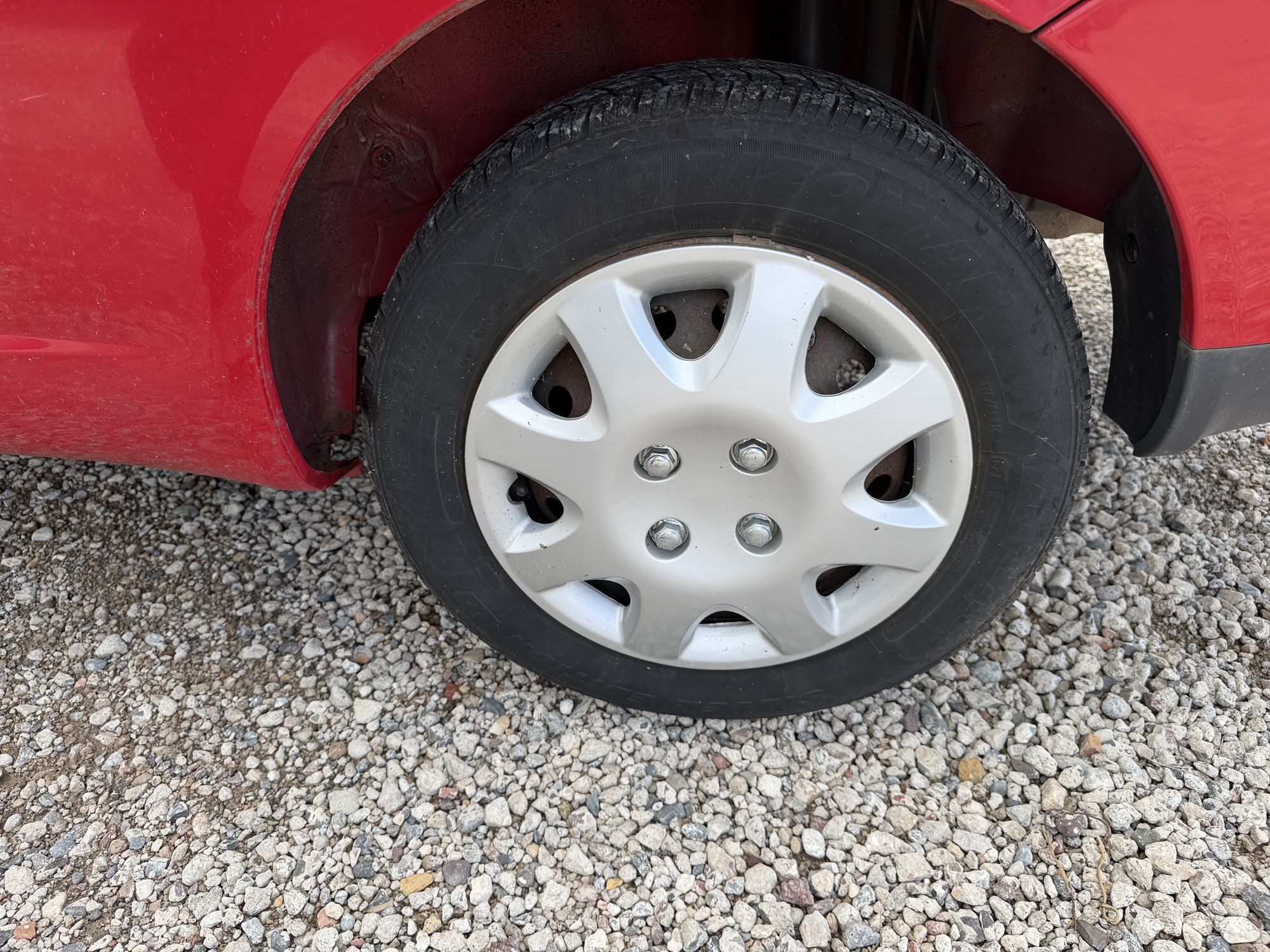 2001 toyota echo 2-door with 170992 miles for sale near elk-river, minnesota 106530_13_rear_drv_wheel.jpg