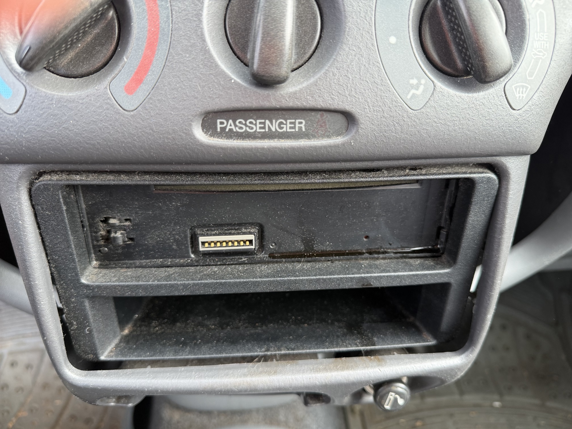 2001 toyota echo 2-door with 170992 miles for sale near elk-river, minnesota 106530_39_radio_closeup.jpg