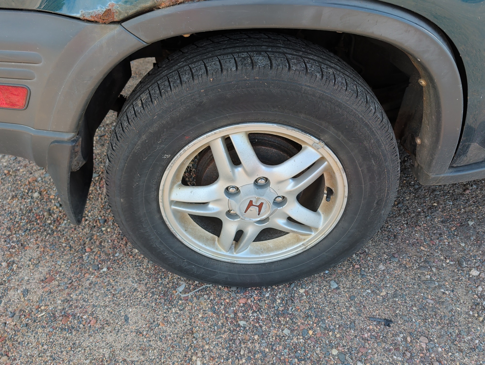 1998 honda cr-v with 177940 miles for sale near elk-river, minnesota 106531_14_rear_pass_wheel.jpg