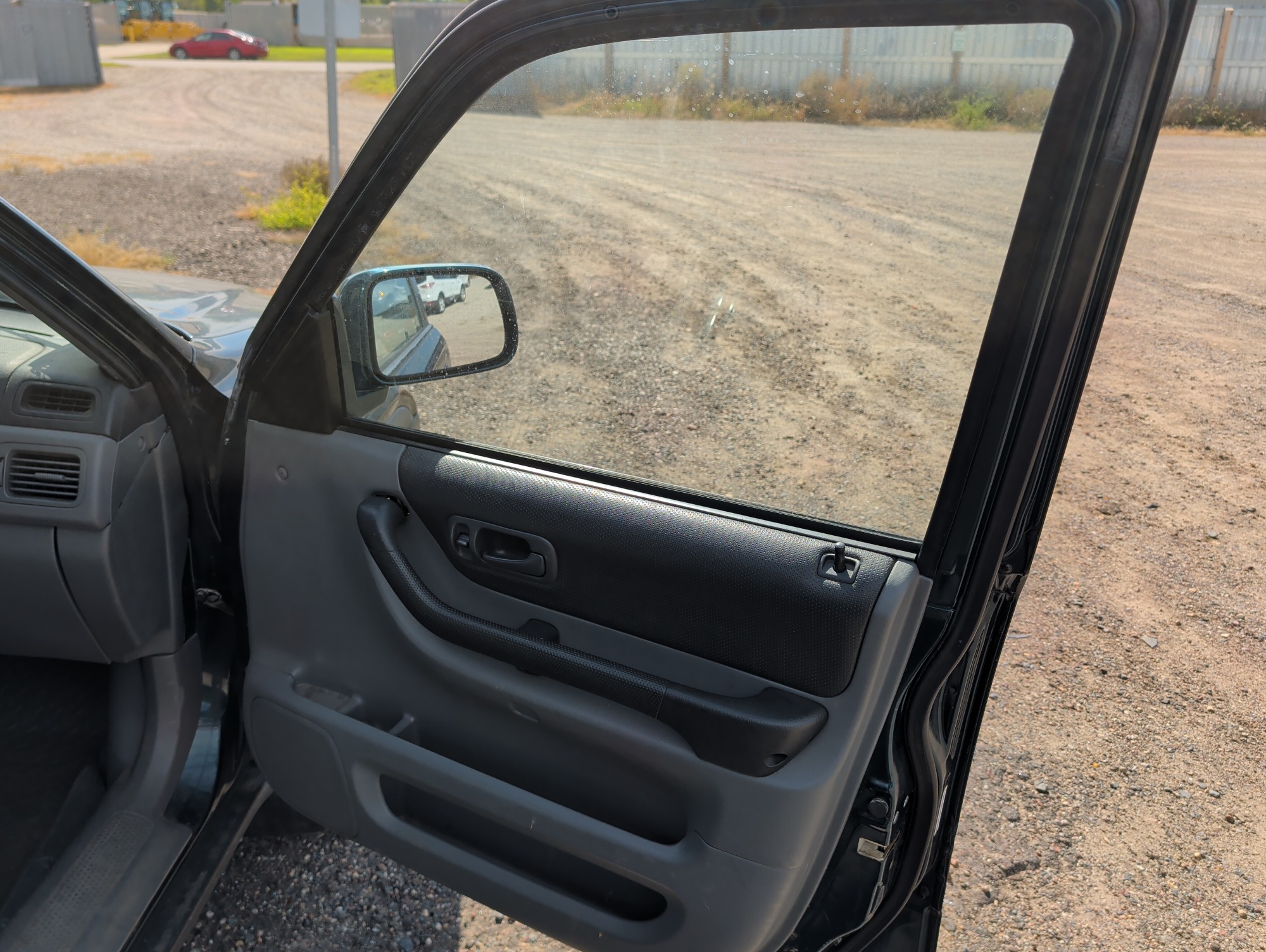 1998 honda cr-v with 177940 miles for sale near elk-river, minnesota 106531_32_passenger_door_panel.jpg