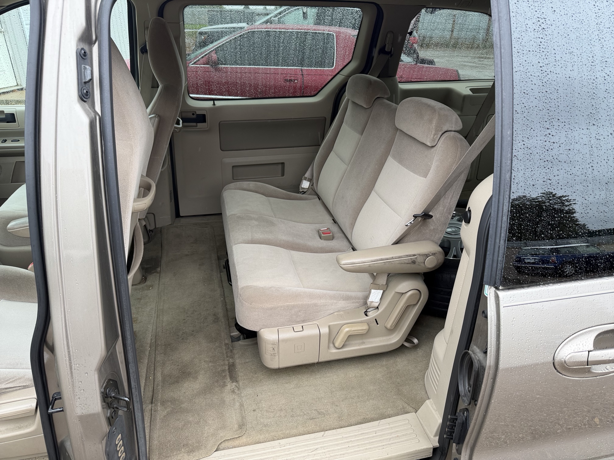 2004 ford freestar lx-sport with 163395 miles for sale near elk-river, minnesota 106532_24_drv_rear_seat.jpg