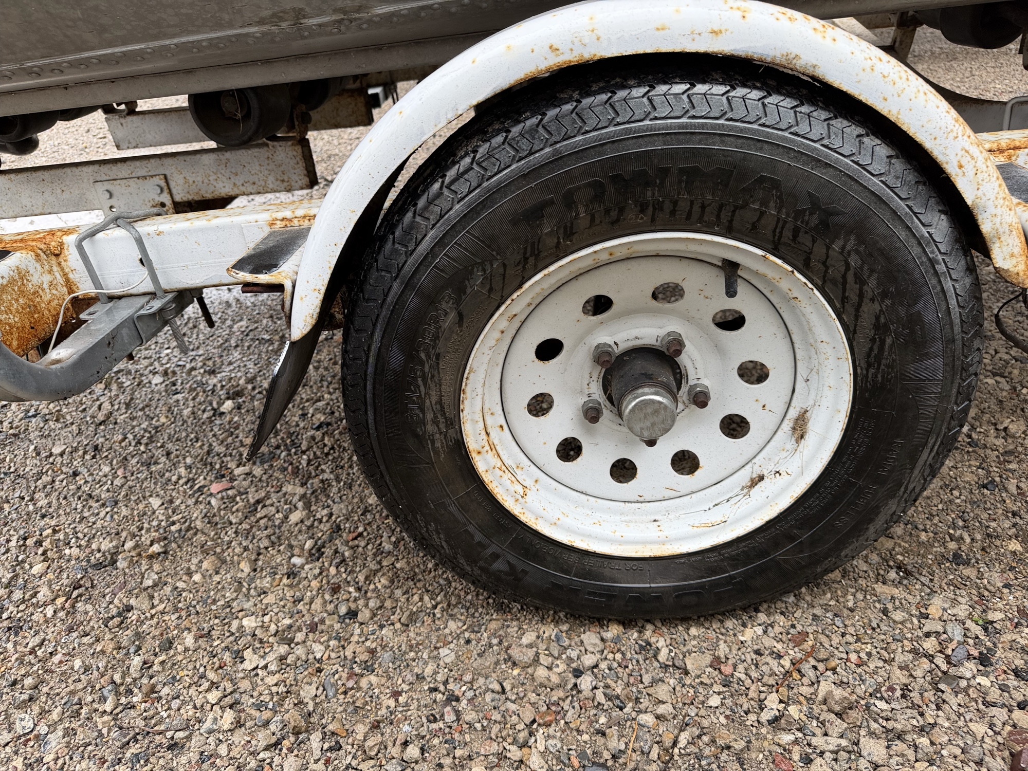 1988 lund boat-co-rebel for sale near elk-river, minnesota 106533_15_front_pass_wheel.jpg