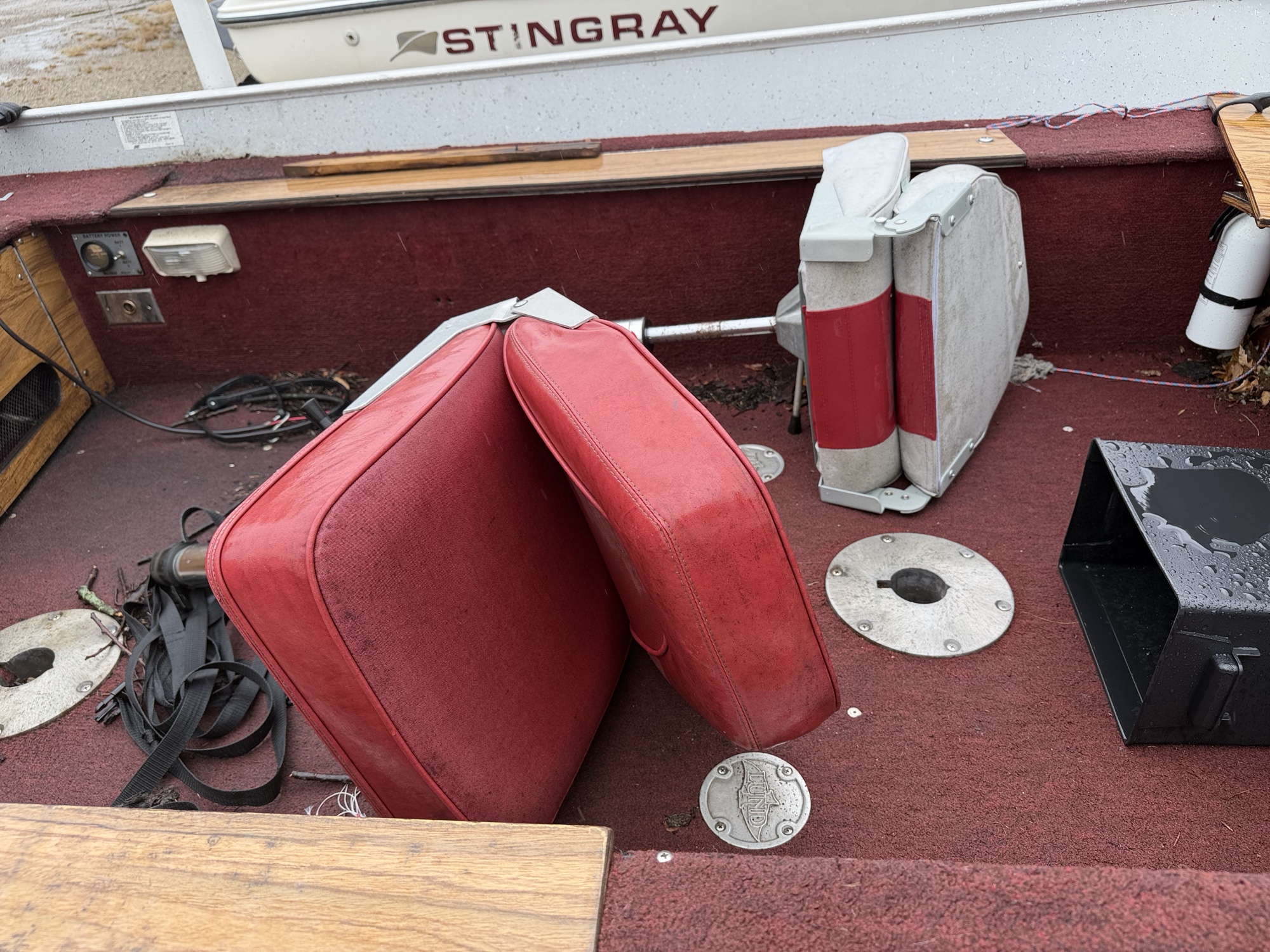 1988 lund boat-co-rebel for sale near elk-river, minnesota 106533_22_driver_seat.jpg