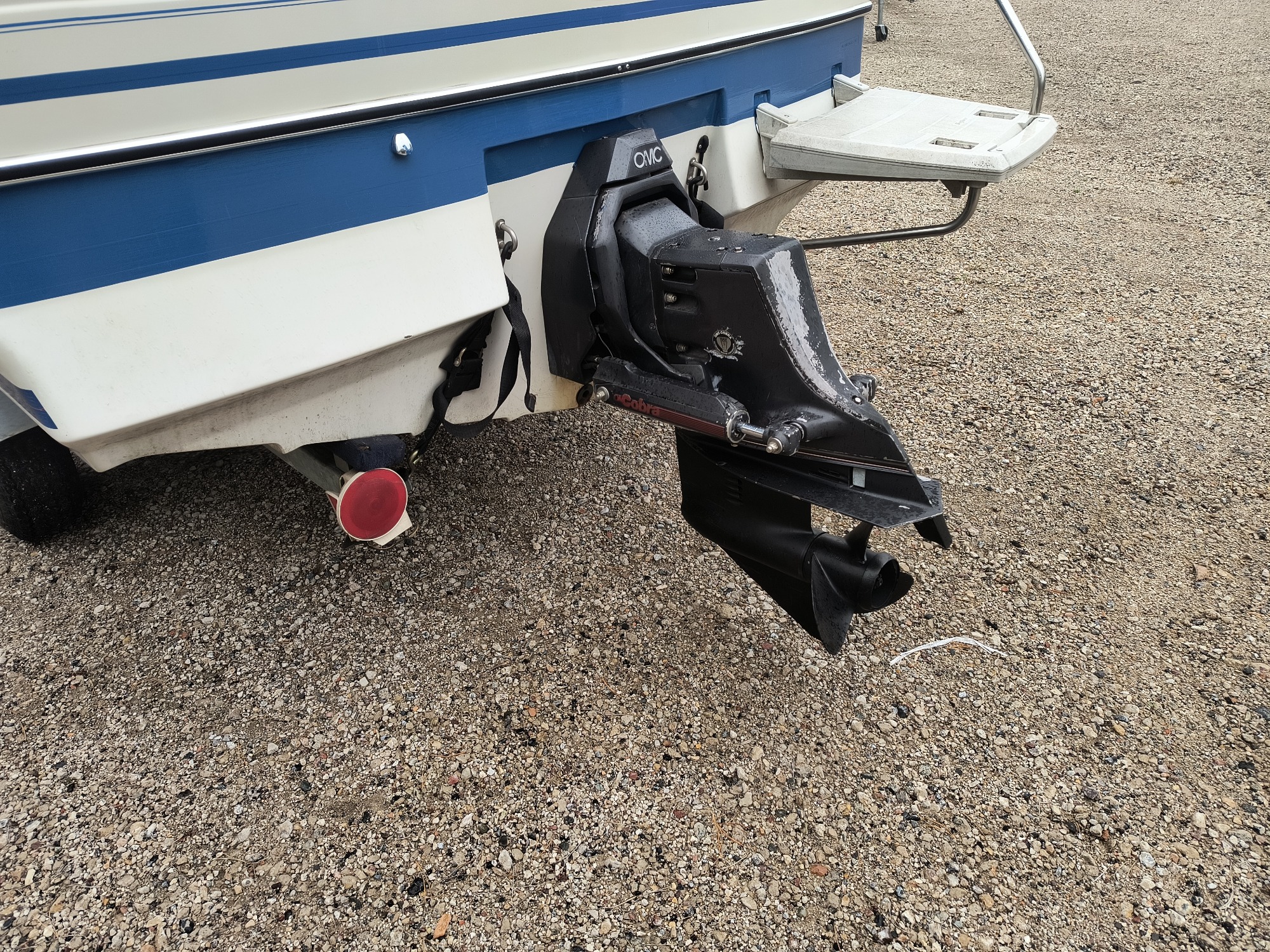 1987 bayliner capri for sale near elk-river, minnesota 106534_13_rear_drv_wheel.jpg
