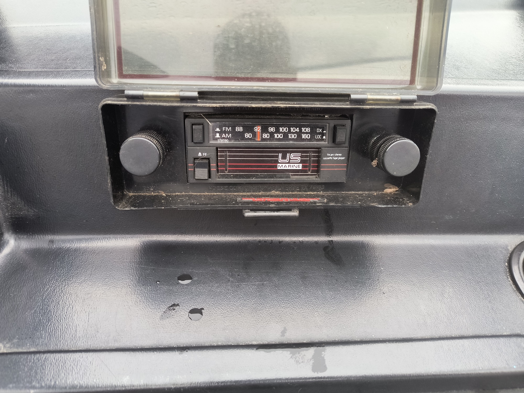 1987 bayliner capri for sale near elk-river, minnesota 106534_39_radio_closeup.jpg