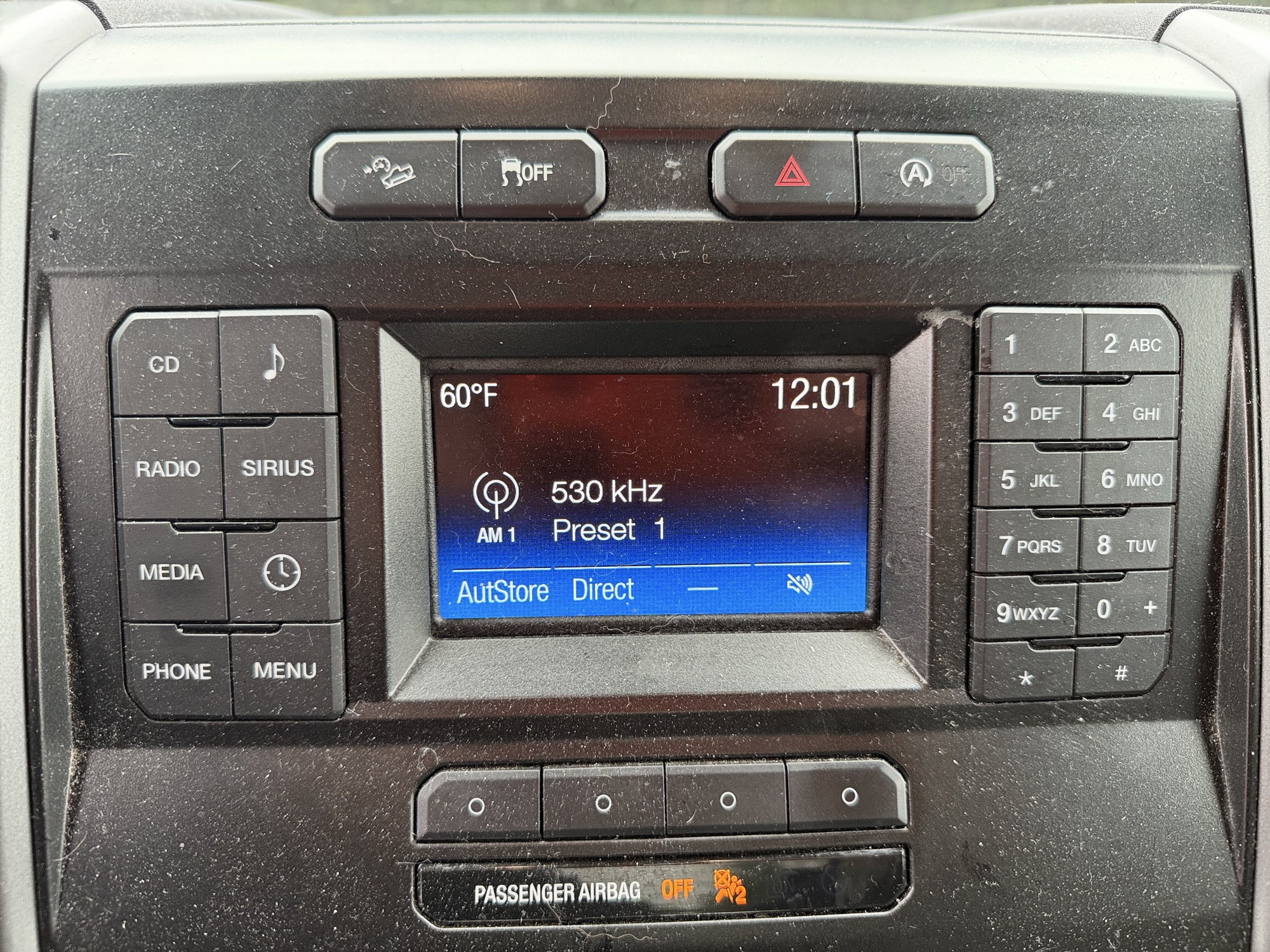 2015 ford f-150 lariat-supercab-8-ft.-4wd with 194548 miles for sale near elk-river, minnesota 106536_39_radio_closeup.jpg