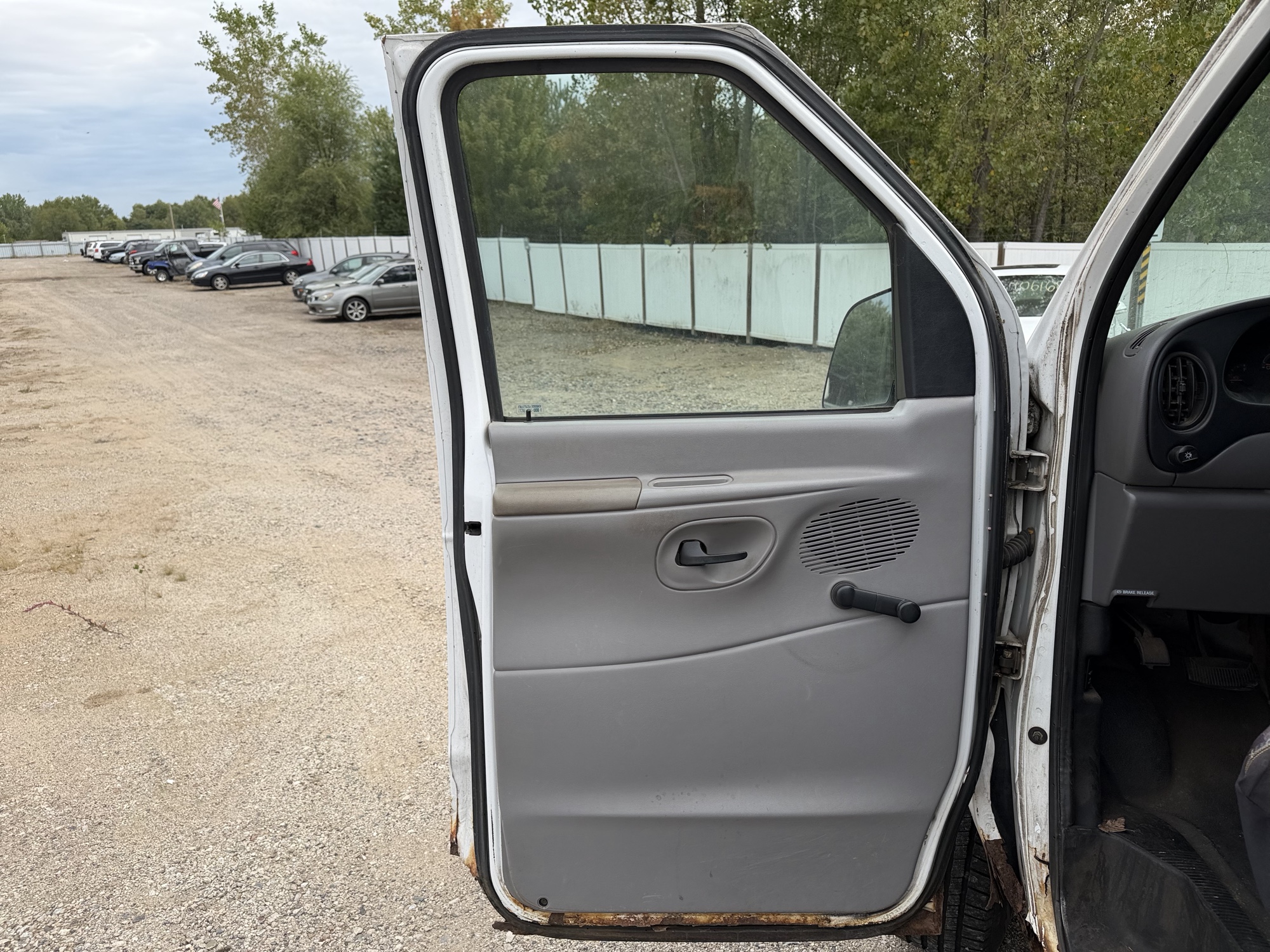 1999 ford econoline e350-super-duty with 203236 miles for sale near elk-river, minnesota 106537_23_driver_door_panel.jpg