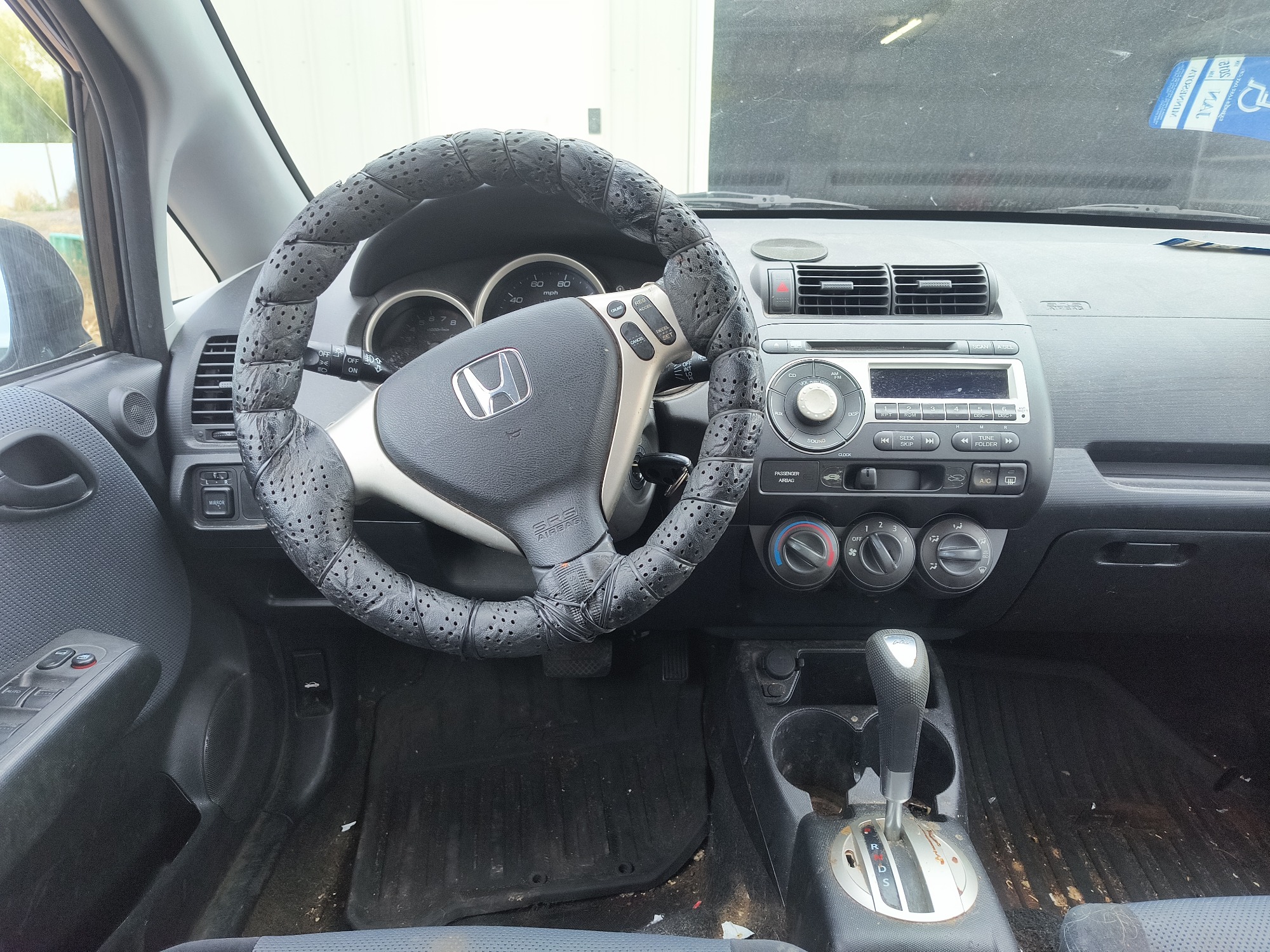 2008 honda fit sport-5-speed-at with 58667 miles for sale near elk-river, minnesota 106540_33_dash_from_driver.jpg