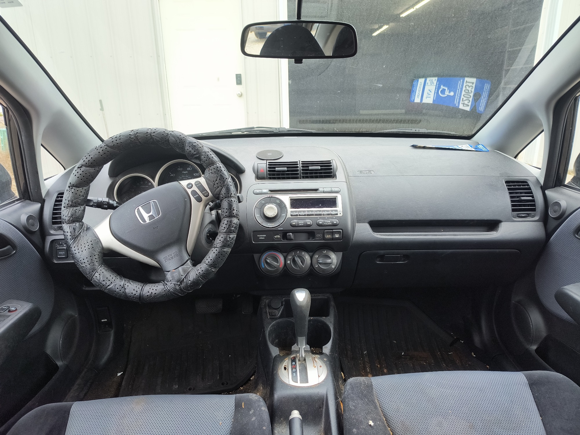2008 honda fit sport-5-speed-at with 58667 miles for sale near elk-river, minnesota 106540_34_whole_dash.jpg