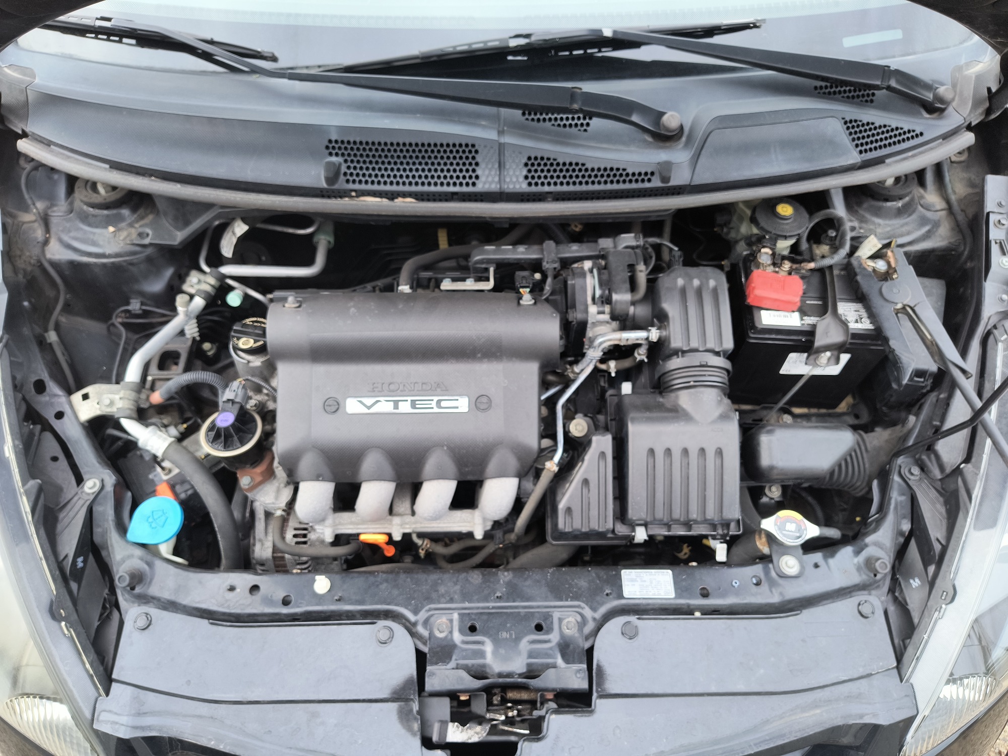 2008 honda fit sport-5-speed-at with 58667 miles for sale near elk-river, minnesota 106540_49_engine_bay.jpg