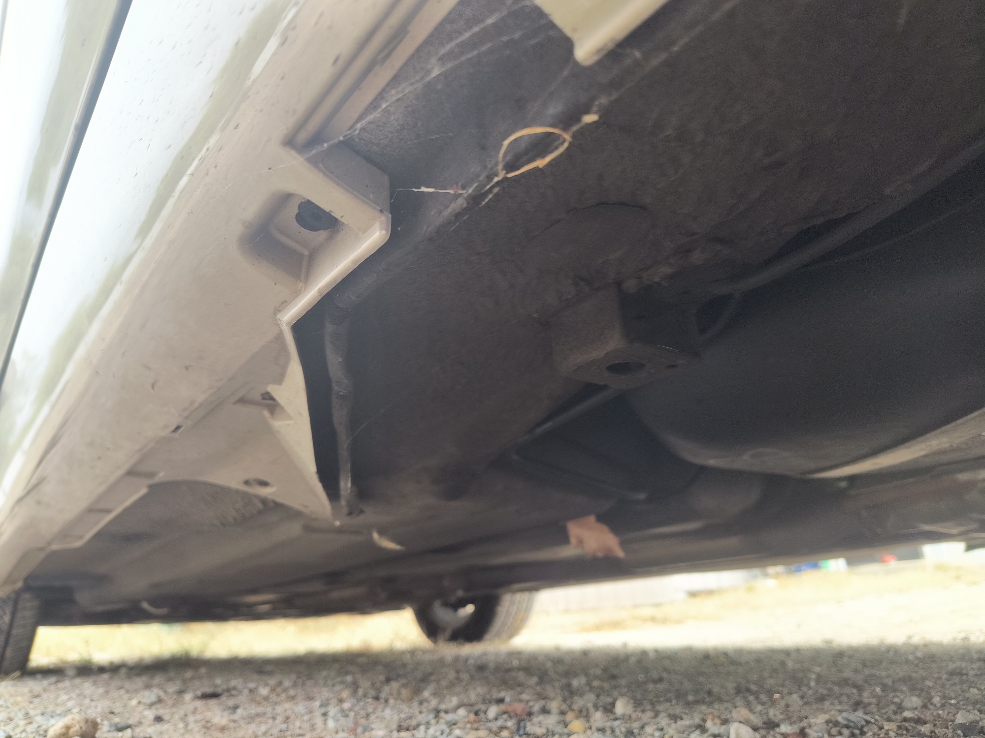 2000 audi a6 2.8-quattro with 67669 miles for sale near elk-river, minnesota 106541_18_undercar_rear_drv.jpg